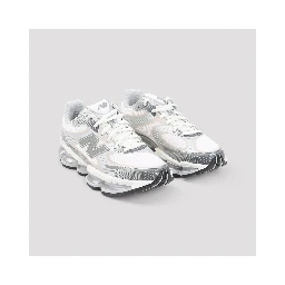 New Balance 2000 Sneakers