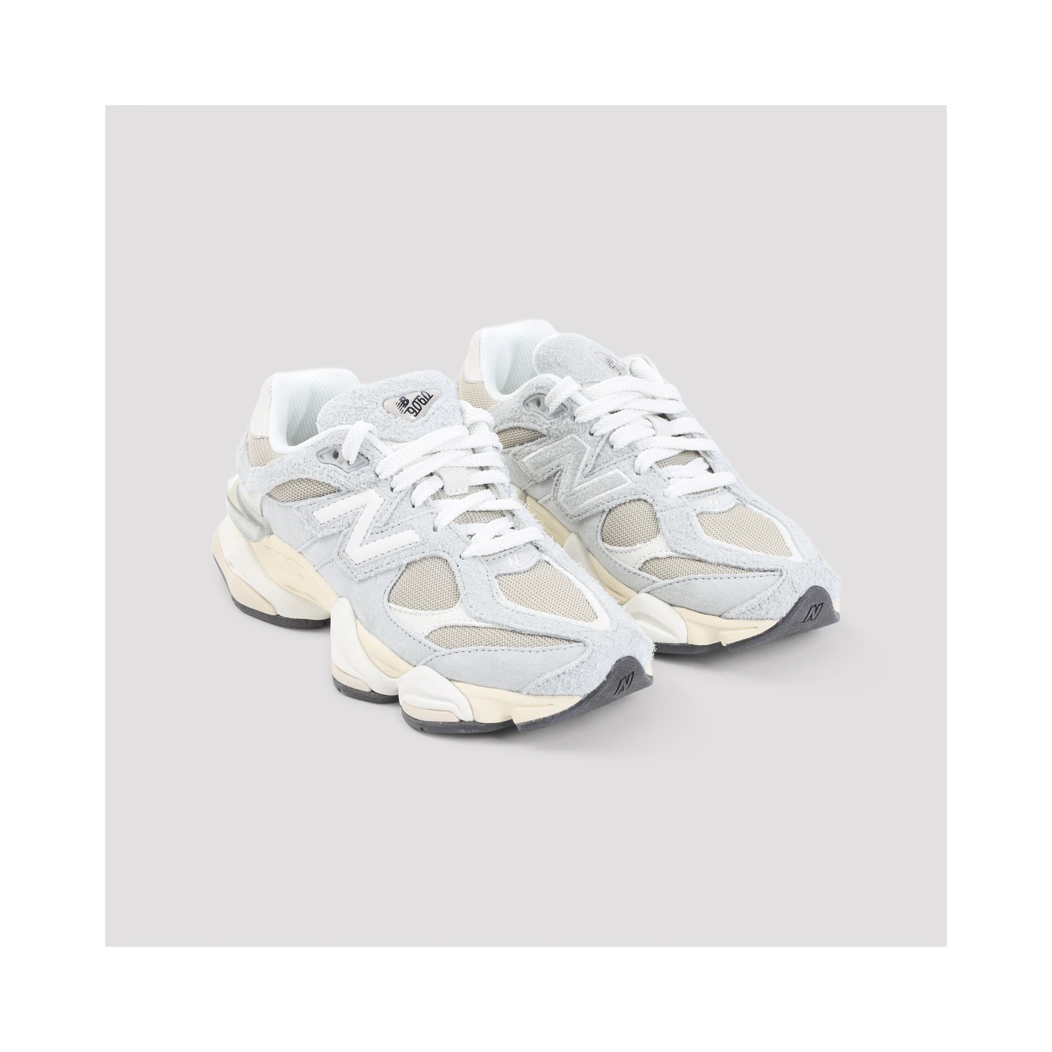 New Balance 9060 Sneakers