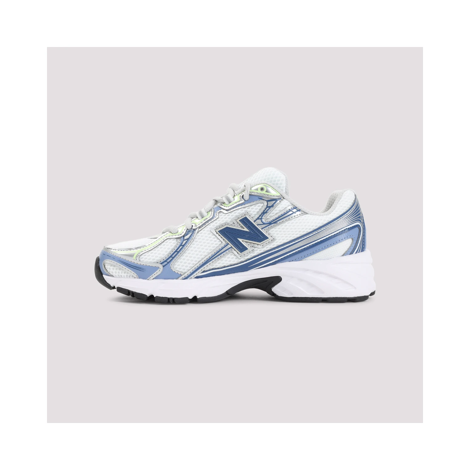New Balance 740 Sneakers