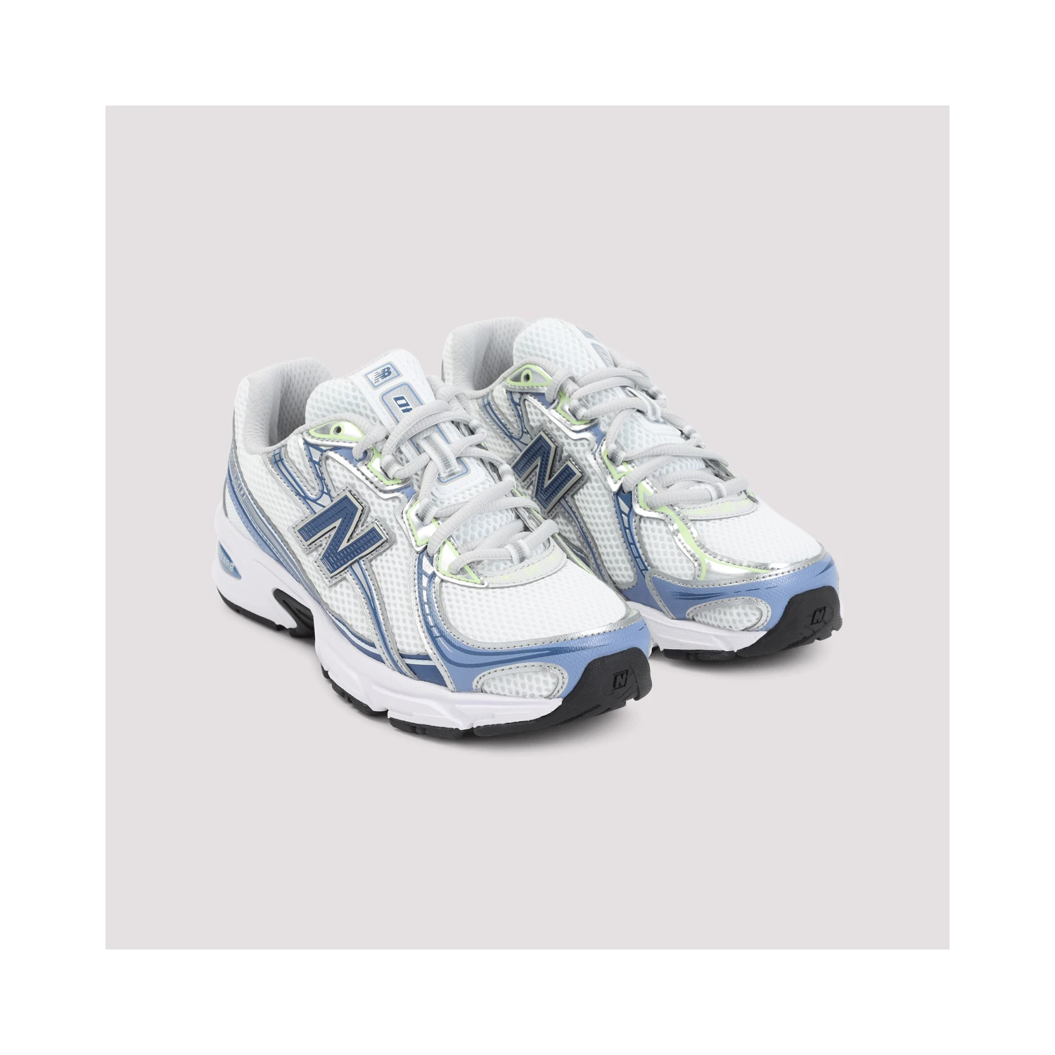 New Balance 740 Sneakers