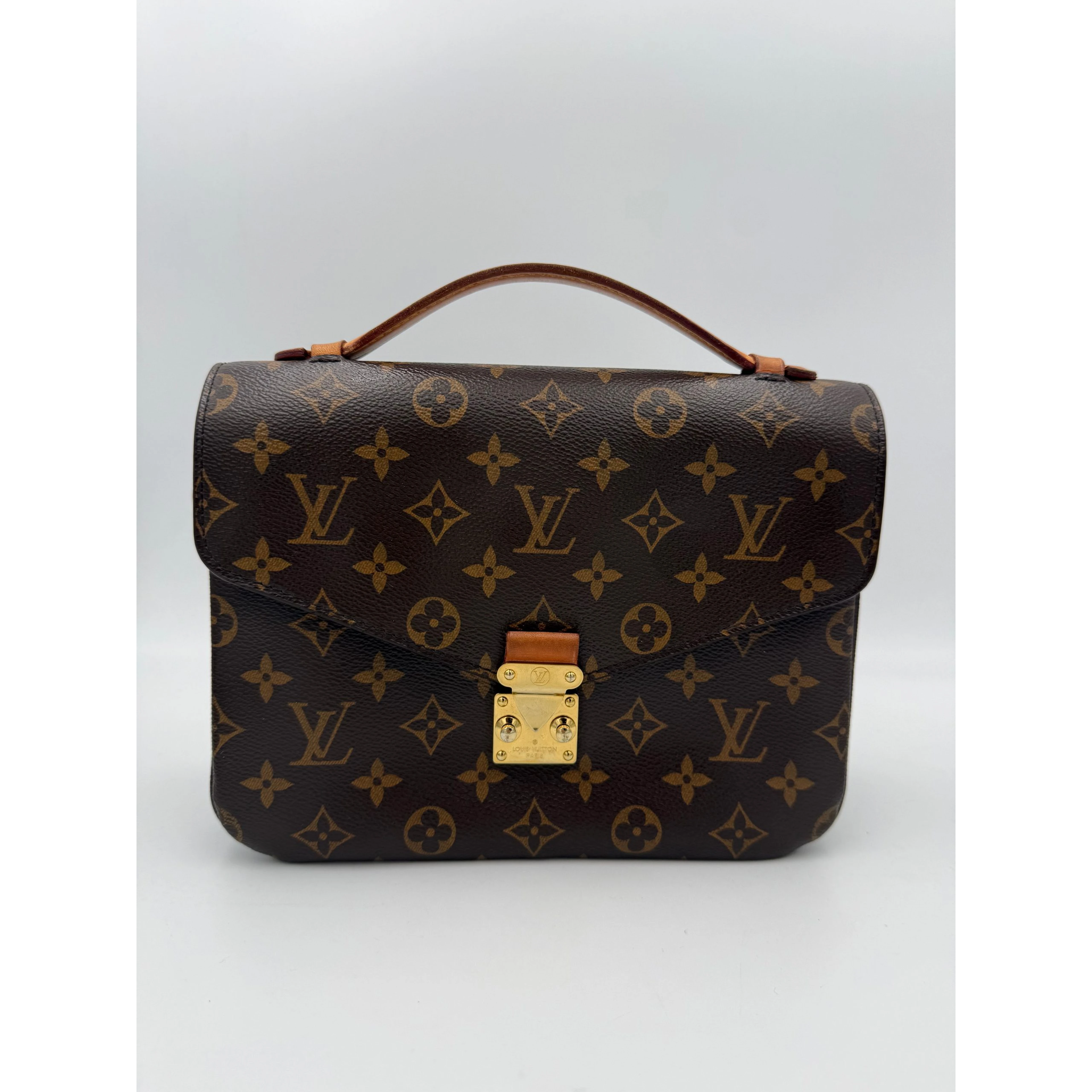 LOUIS VUITTON METIS Monogram Handbag