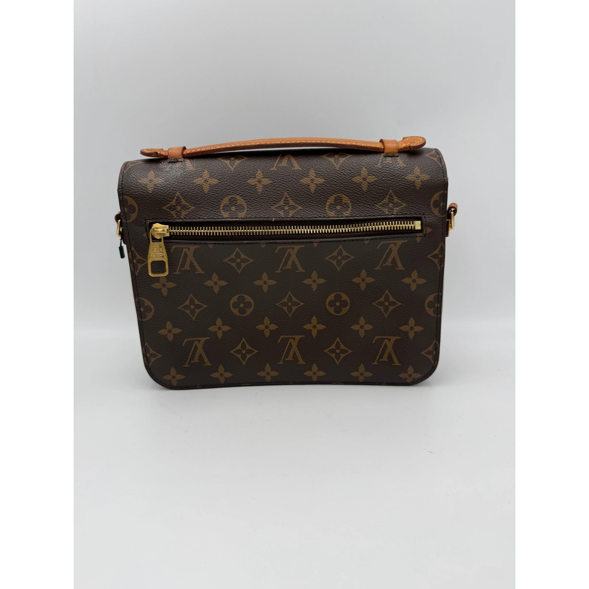 LOUIS VUITTON METIS Monogram Handbag