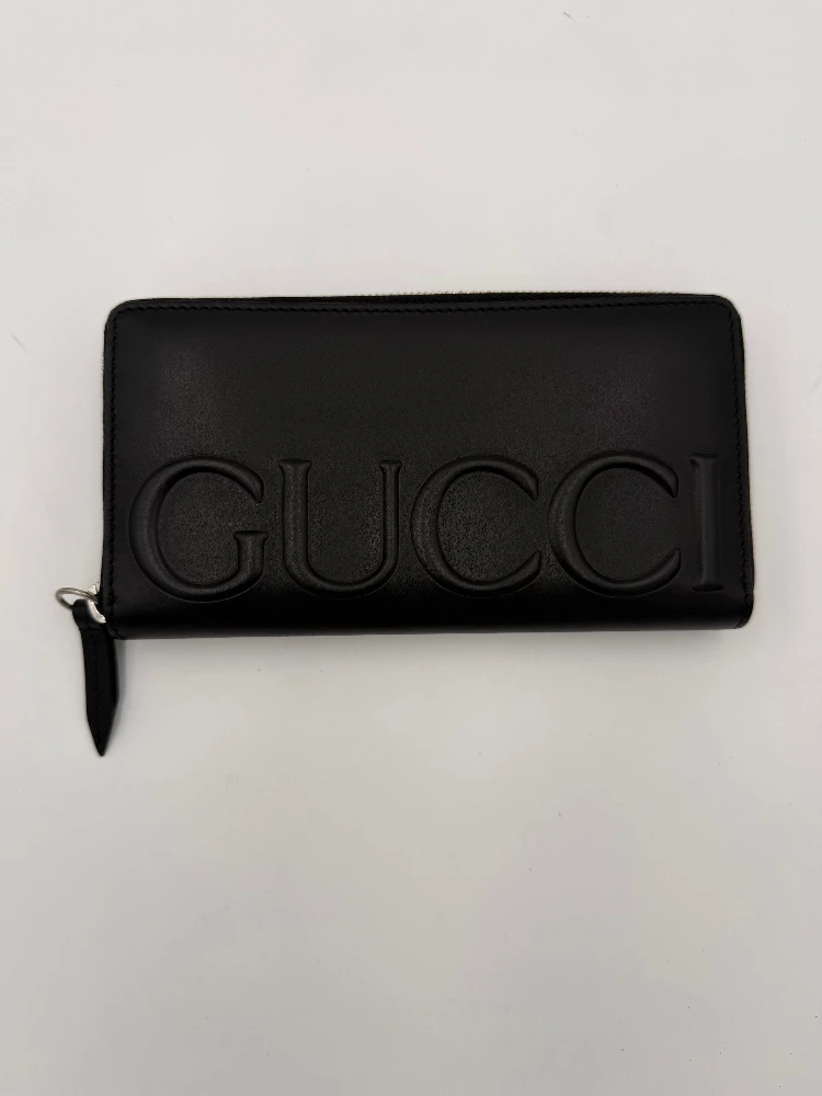 GUCCI Zip Black Front Logo Embossed Wallet