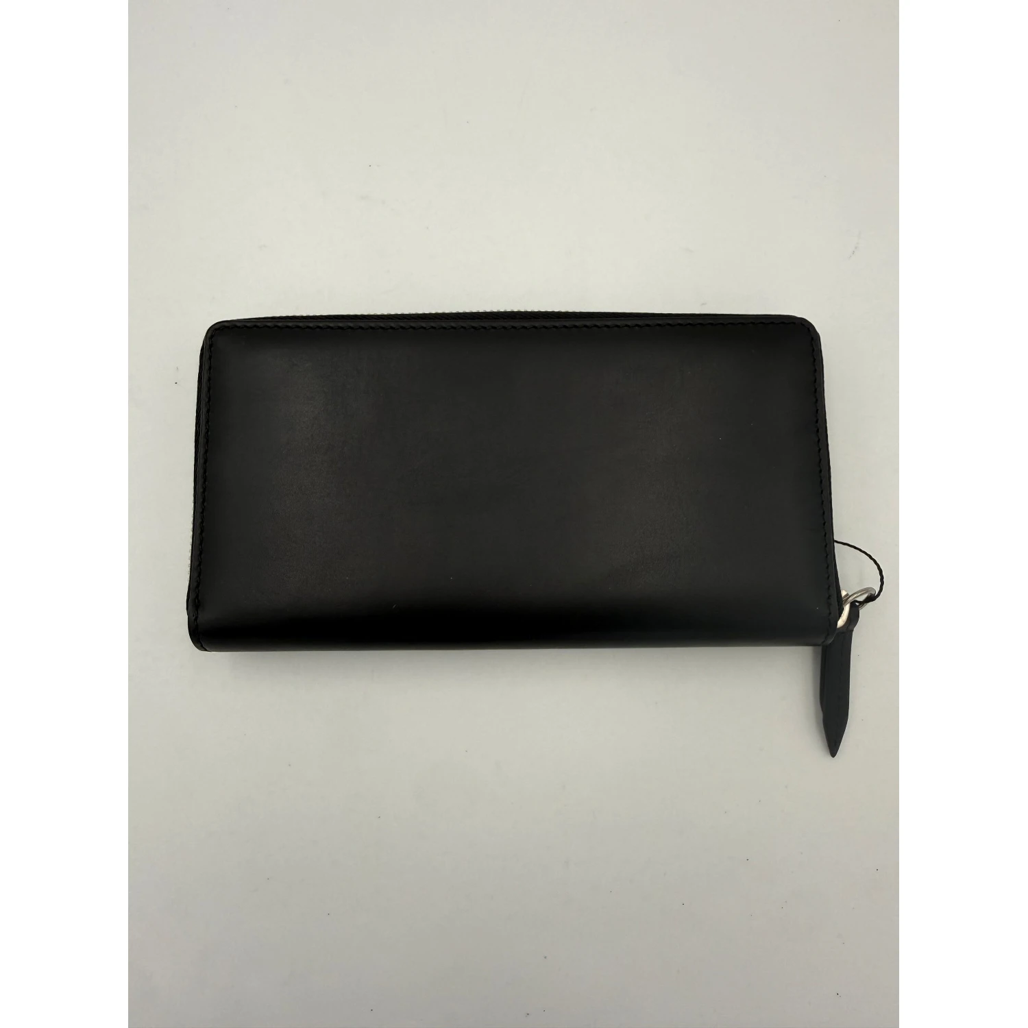 GUCCI Zip Black Front Logo Embossed Wallet
