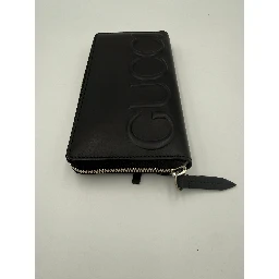 GUCCI Zip Black Front Logo Embossed Wallet