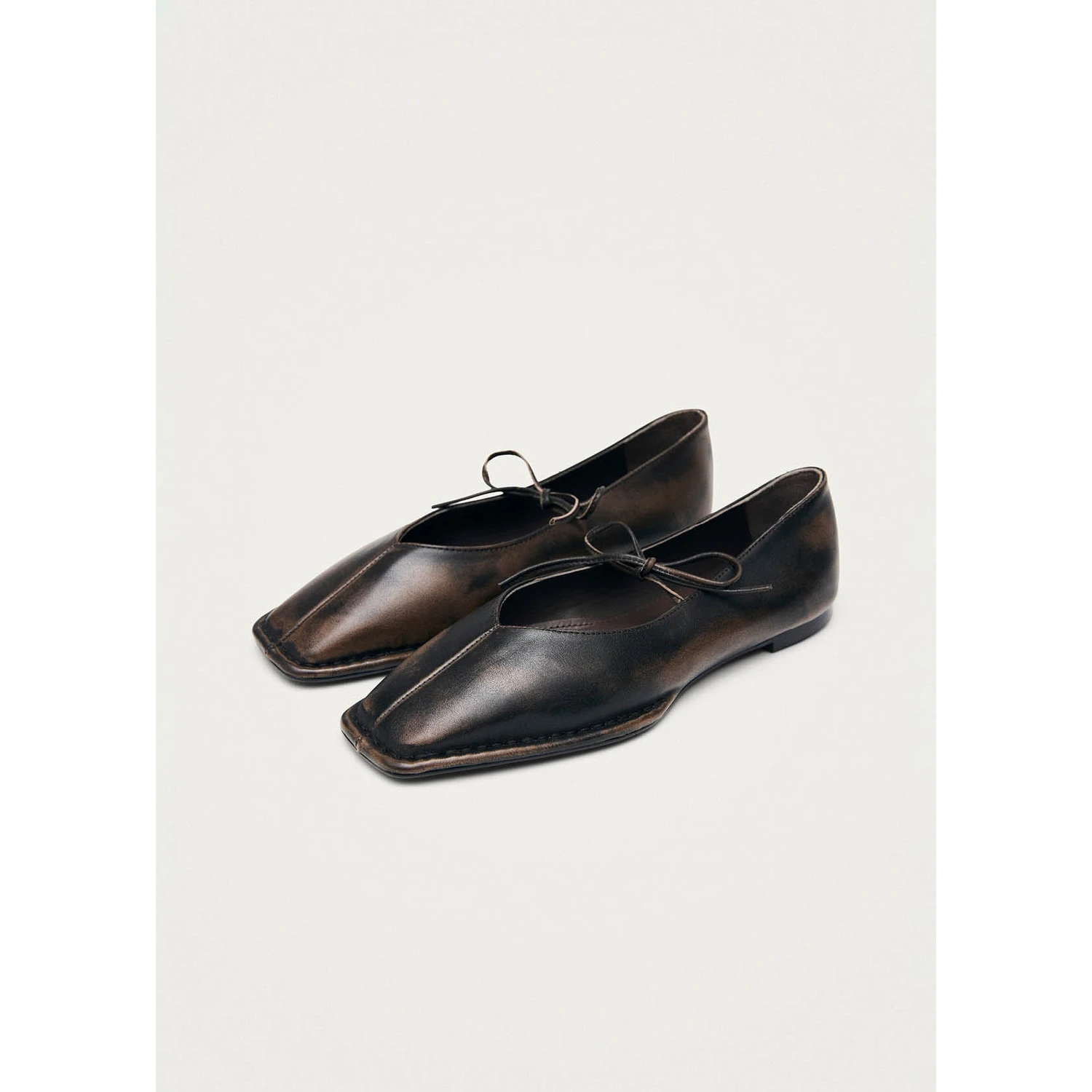 ALOHAS Flat shoes