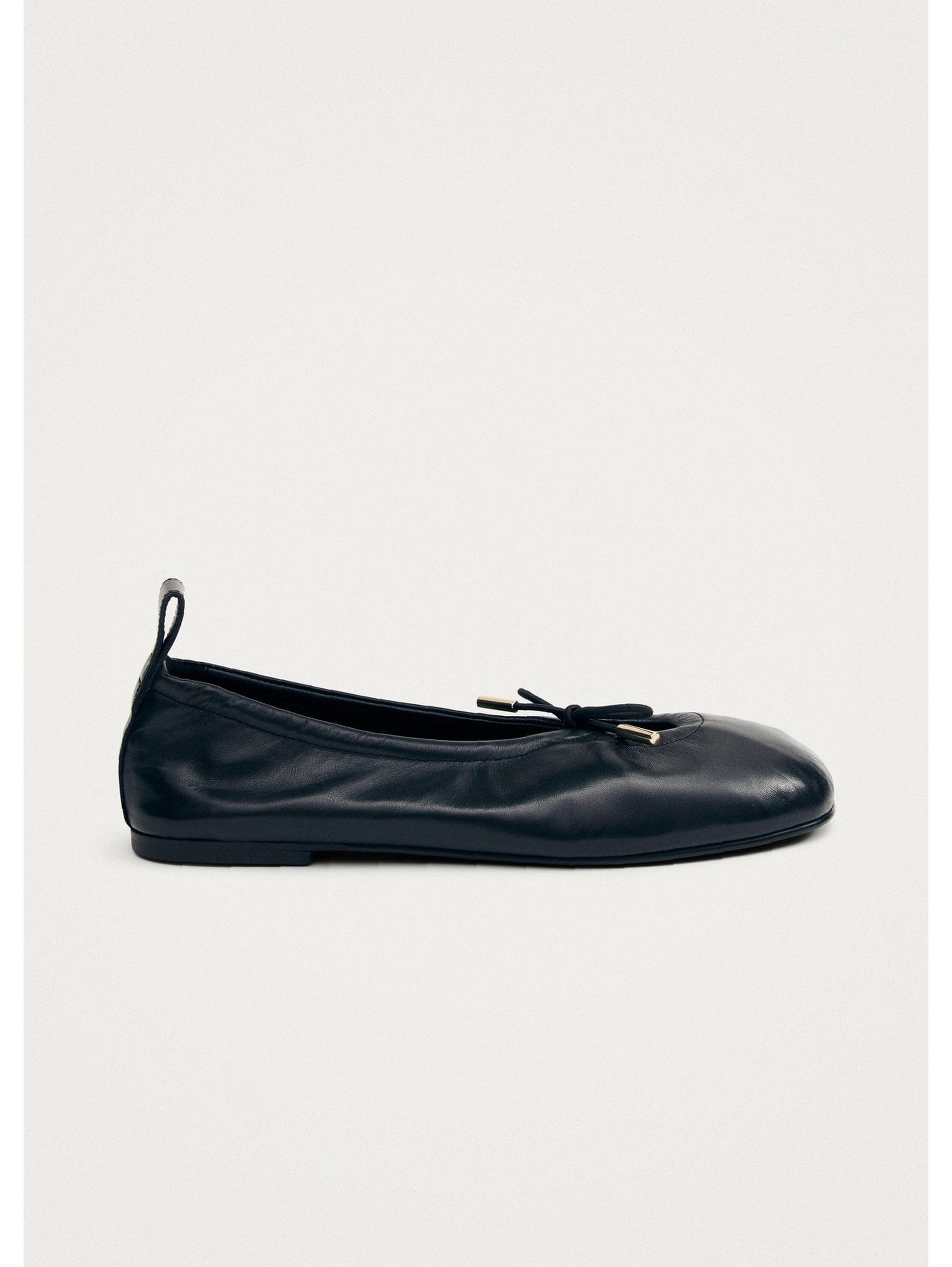 ALOHAS Flat shoes