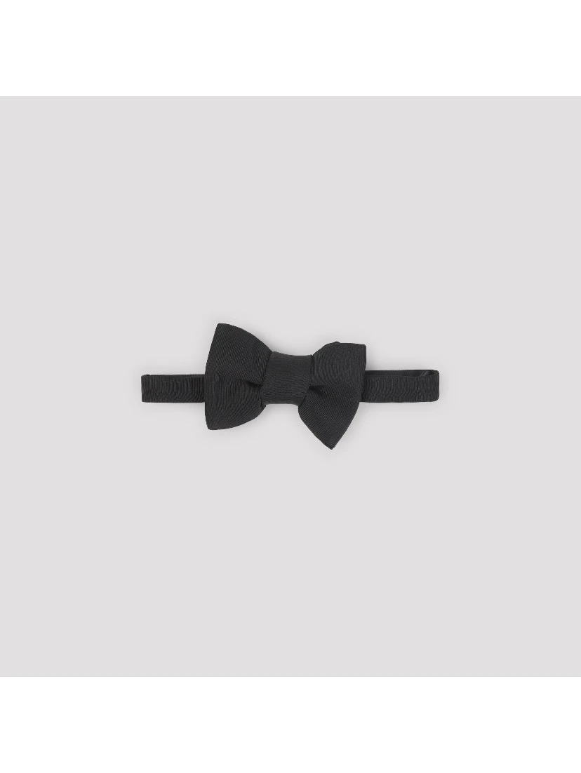 Tom Ford Pre-Tied Bow Tie