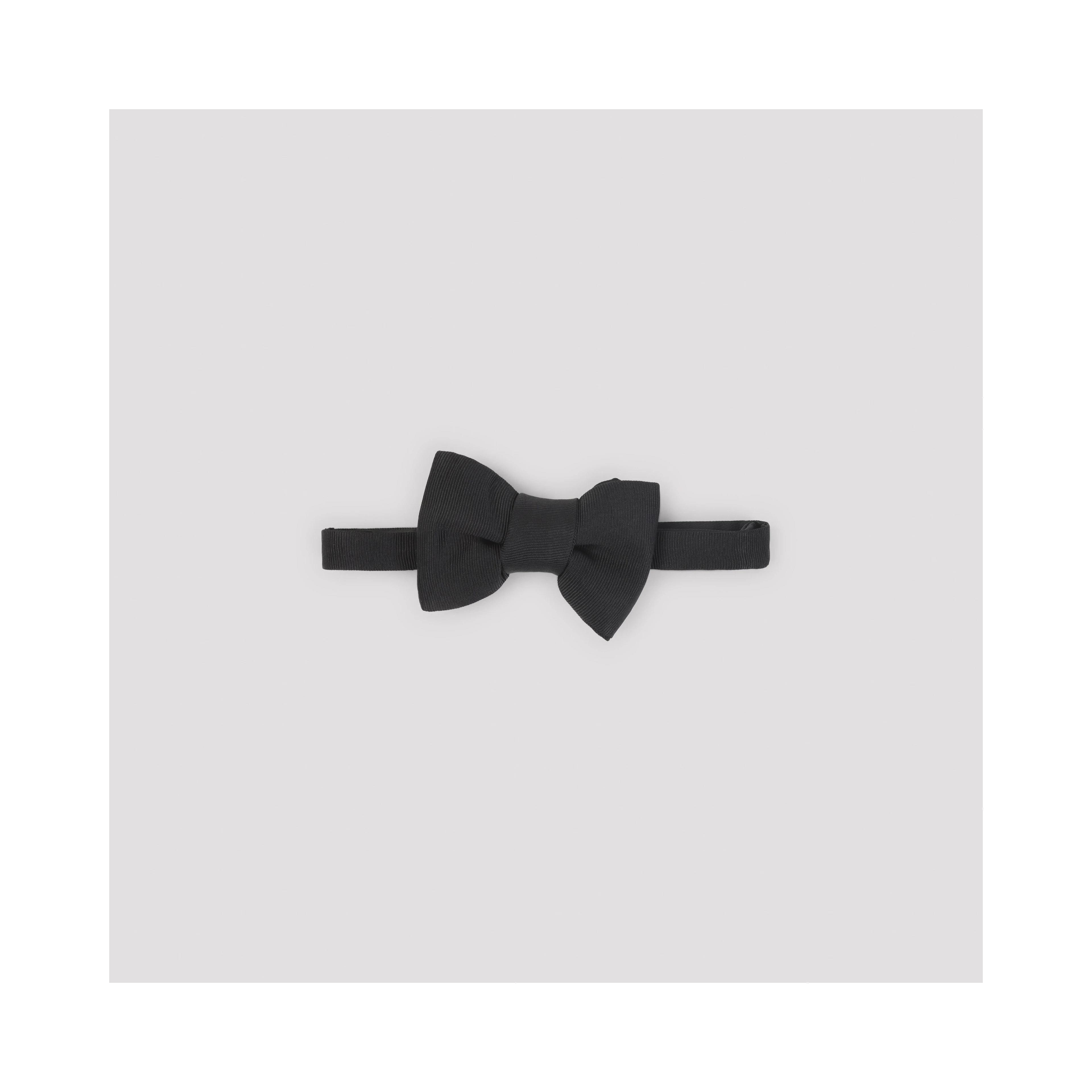 Tom Ford Pre-Tied Bow Tie