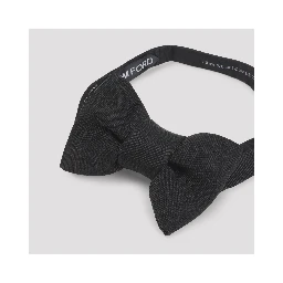 Tom Ford Pre-Tied Bow Tie