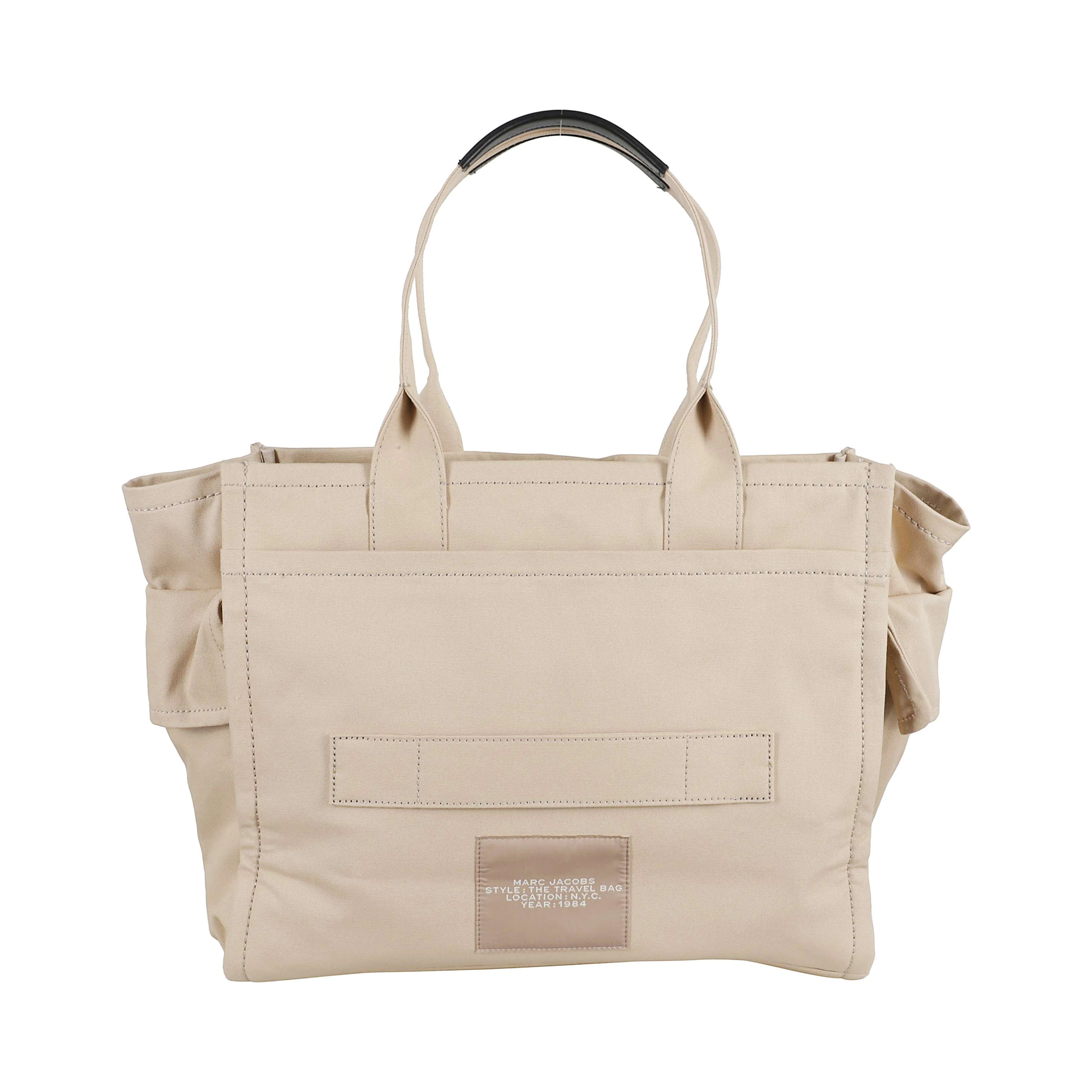 THE TRAVEL TOTE