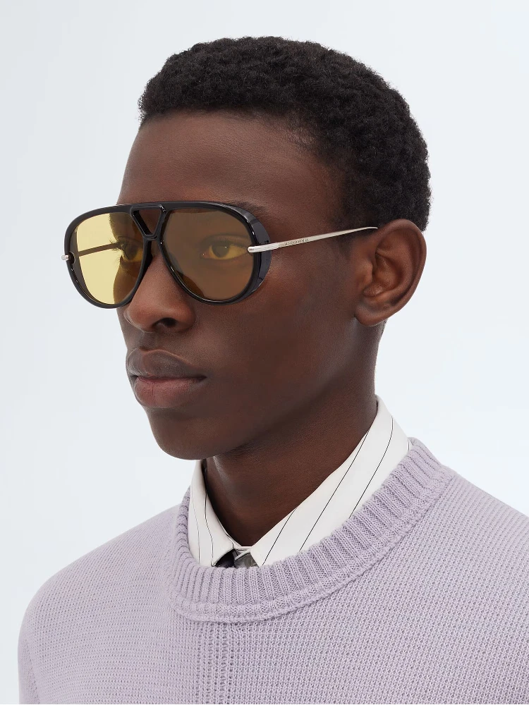 Bottega Veneta Sunglasses Black alternative