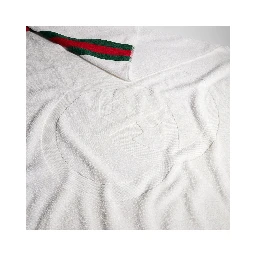 Terrycloth beach blanket with Web detail