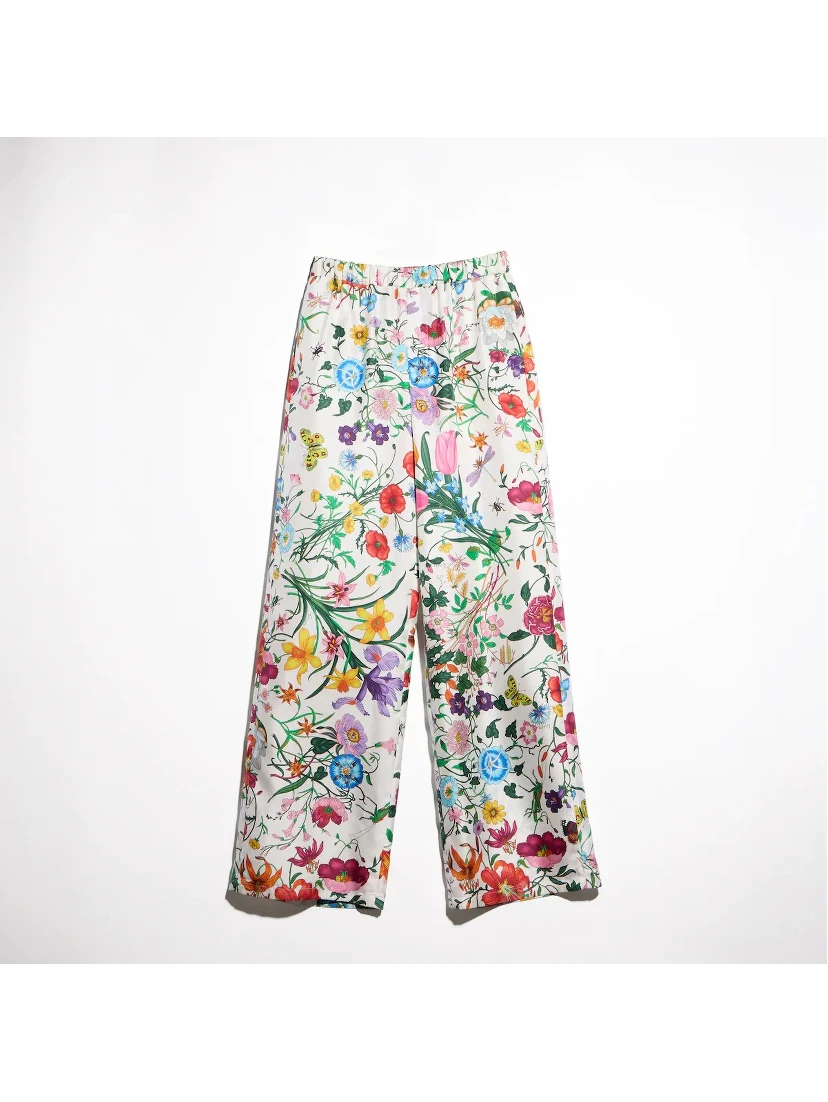 Wide leg pants in silk