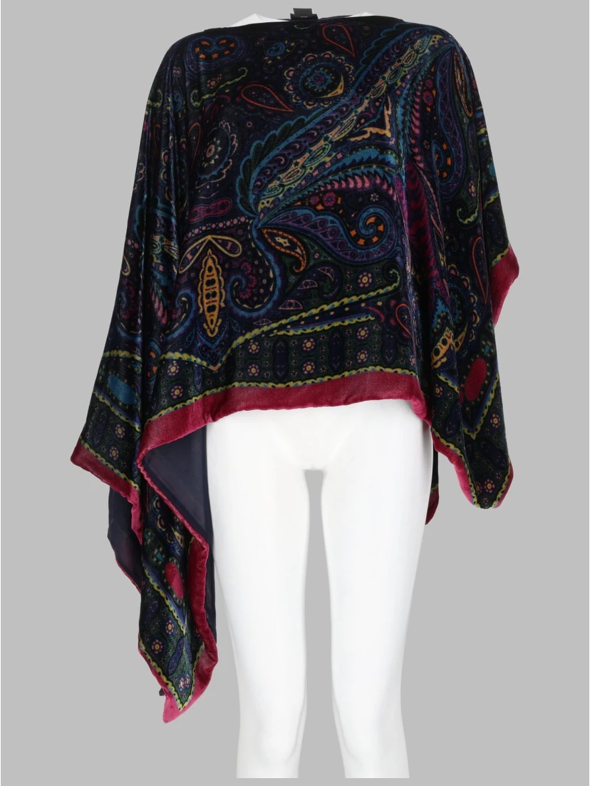 PONCHO ASIMMETRICO CON STAMPA PAISLEY