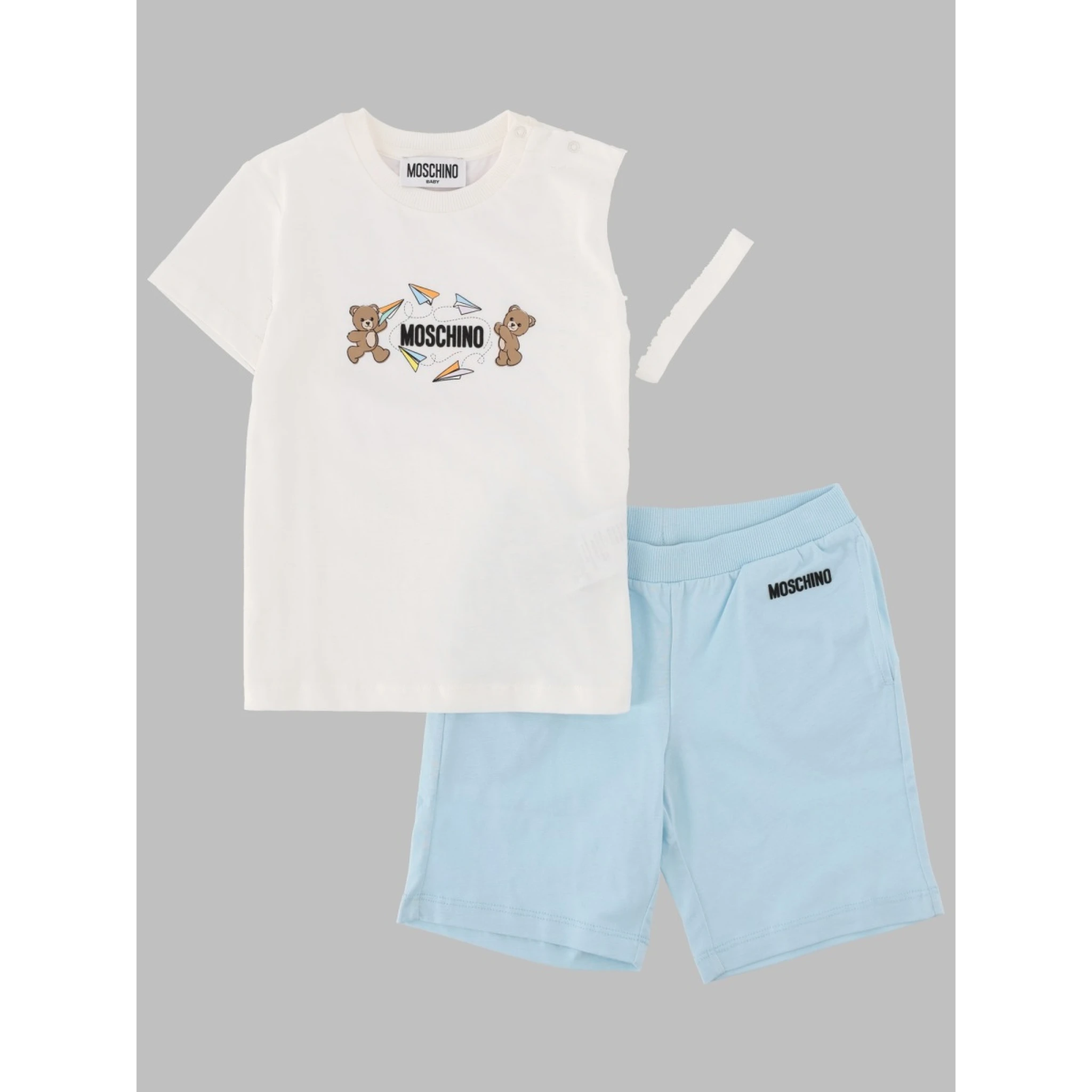 t-shirt and shorts
set