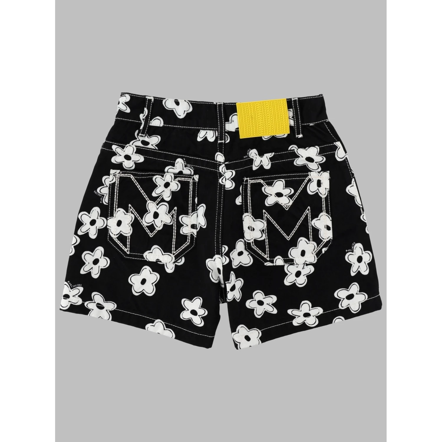 PANTALONCINI A FIORI