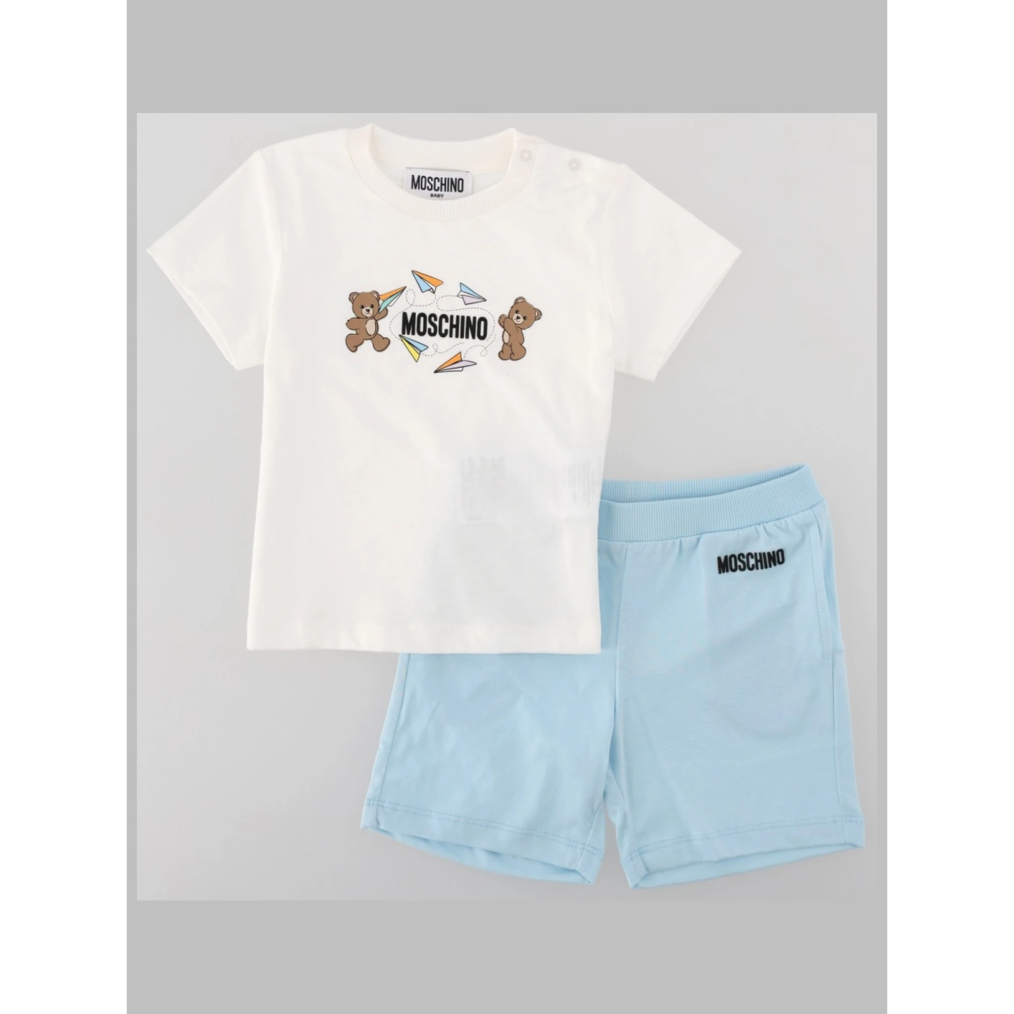 t-shirt and shorts
set