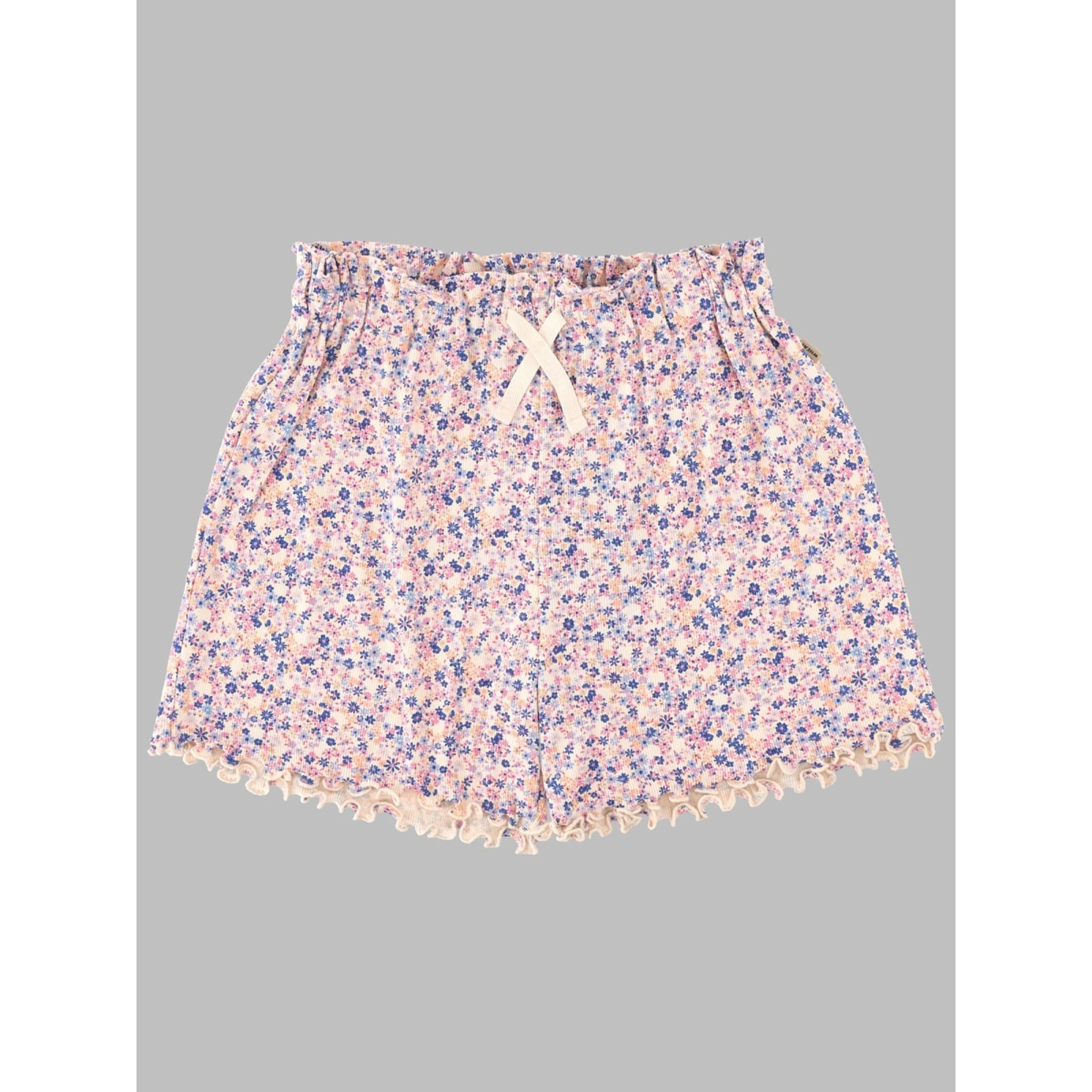 shorts ina