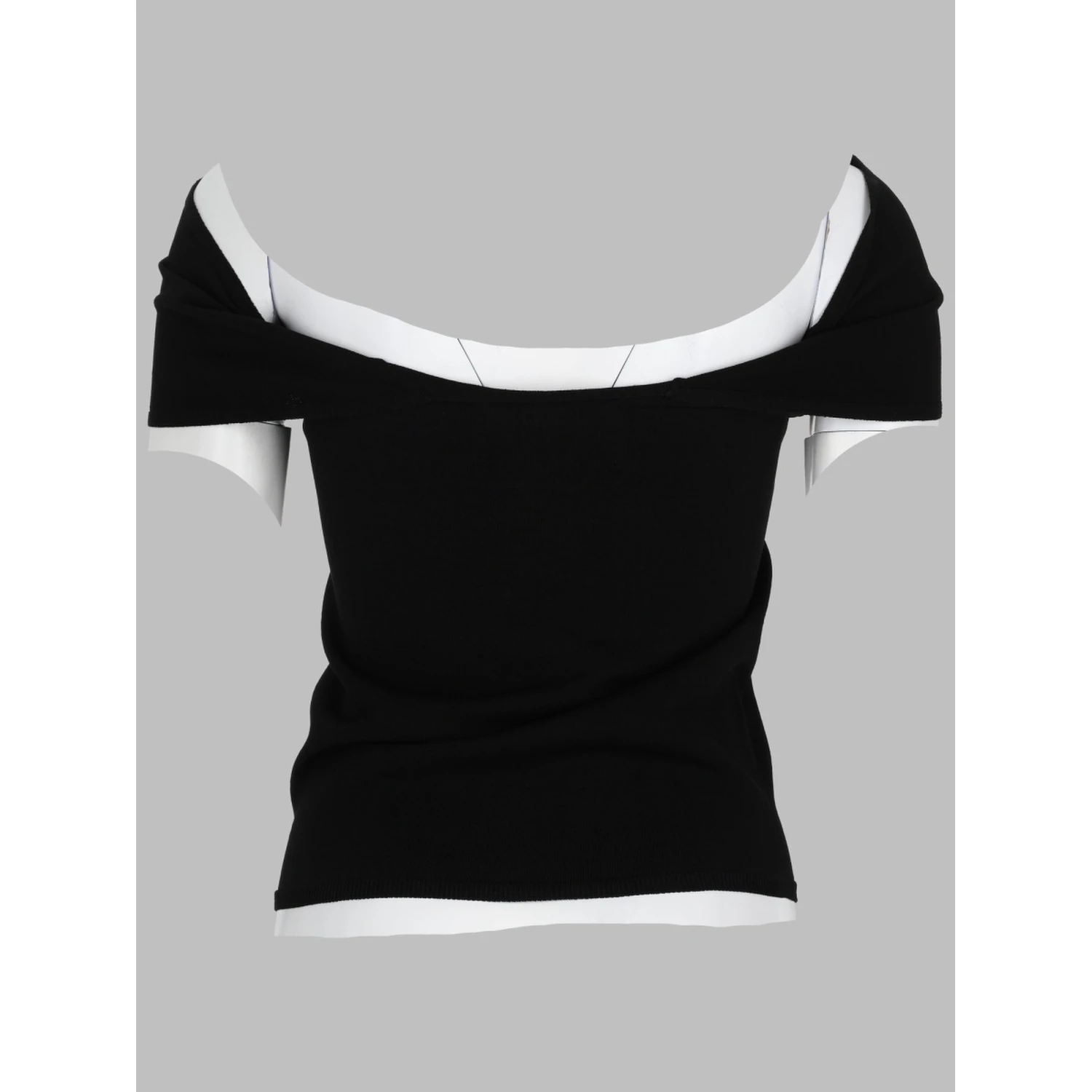 neckline detail top