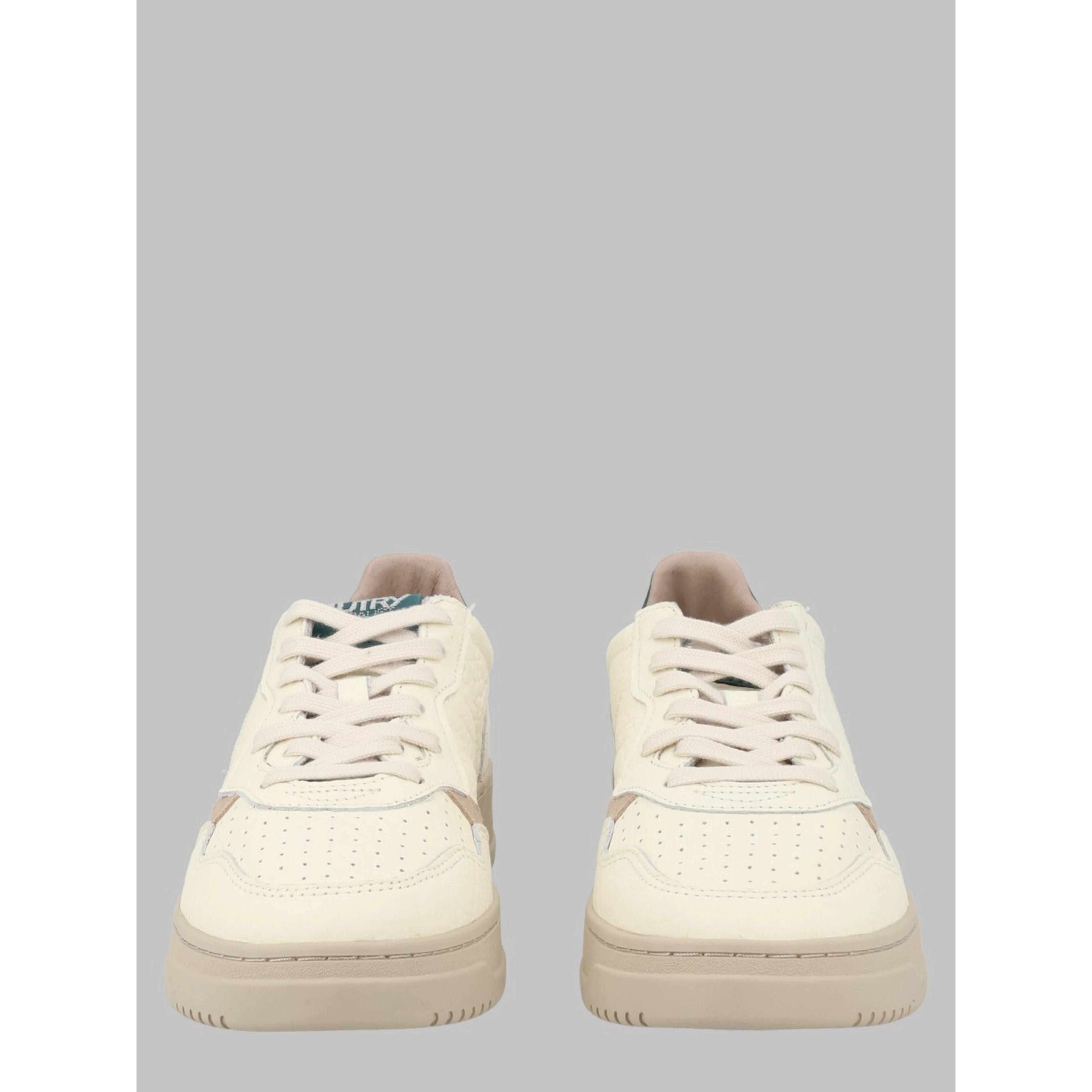 SNEAKER "MEDALIST LOW"