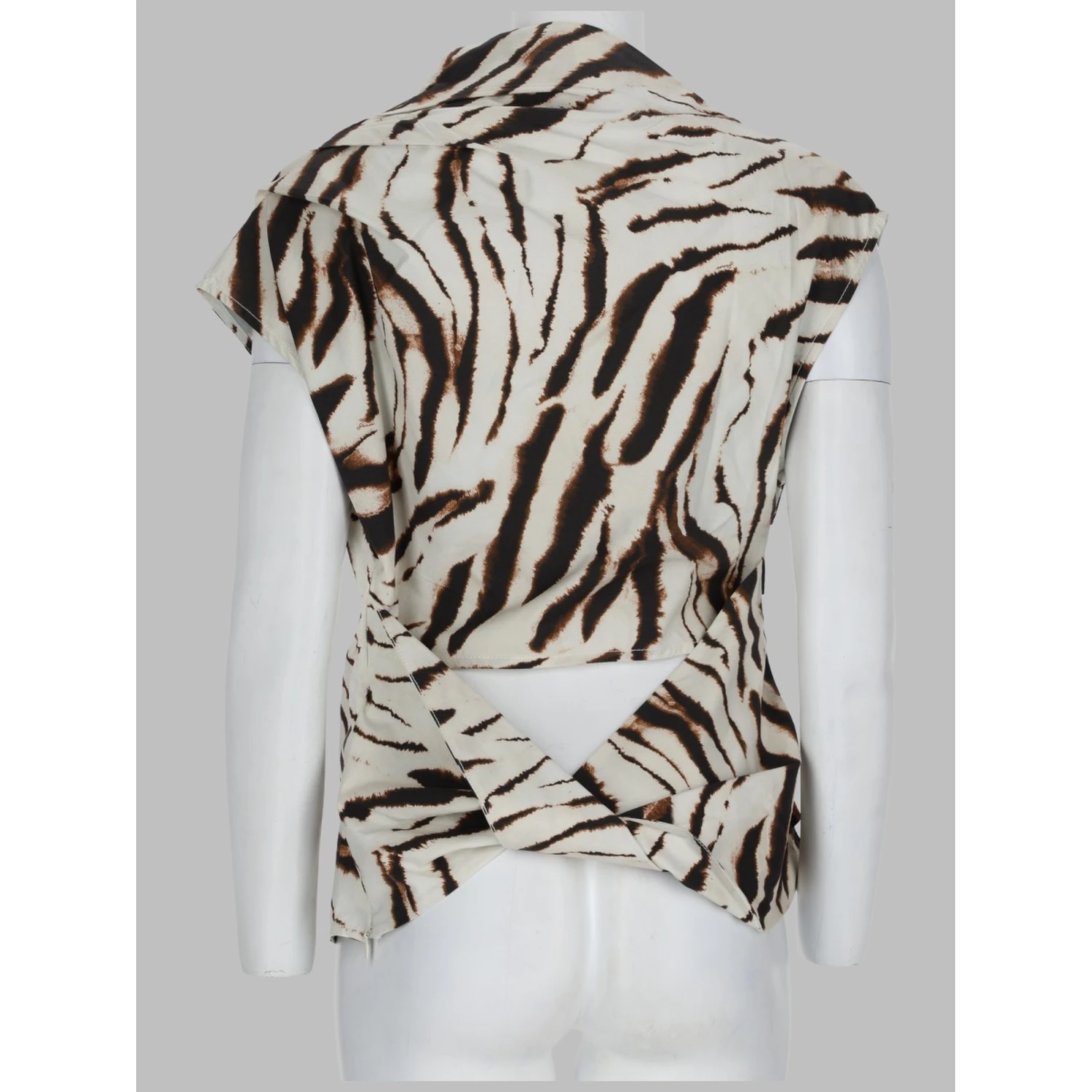 TOP CON STAMPA ANIMALIER