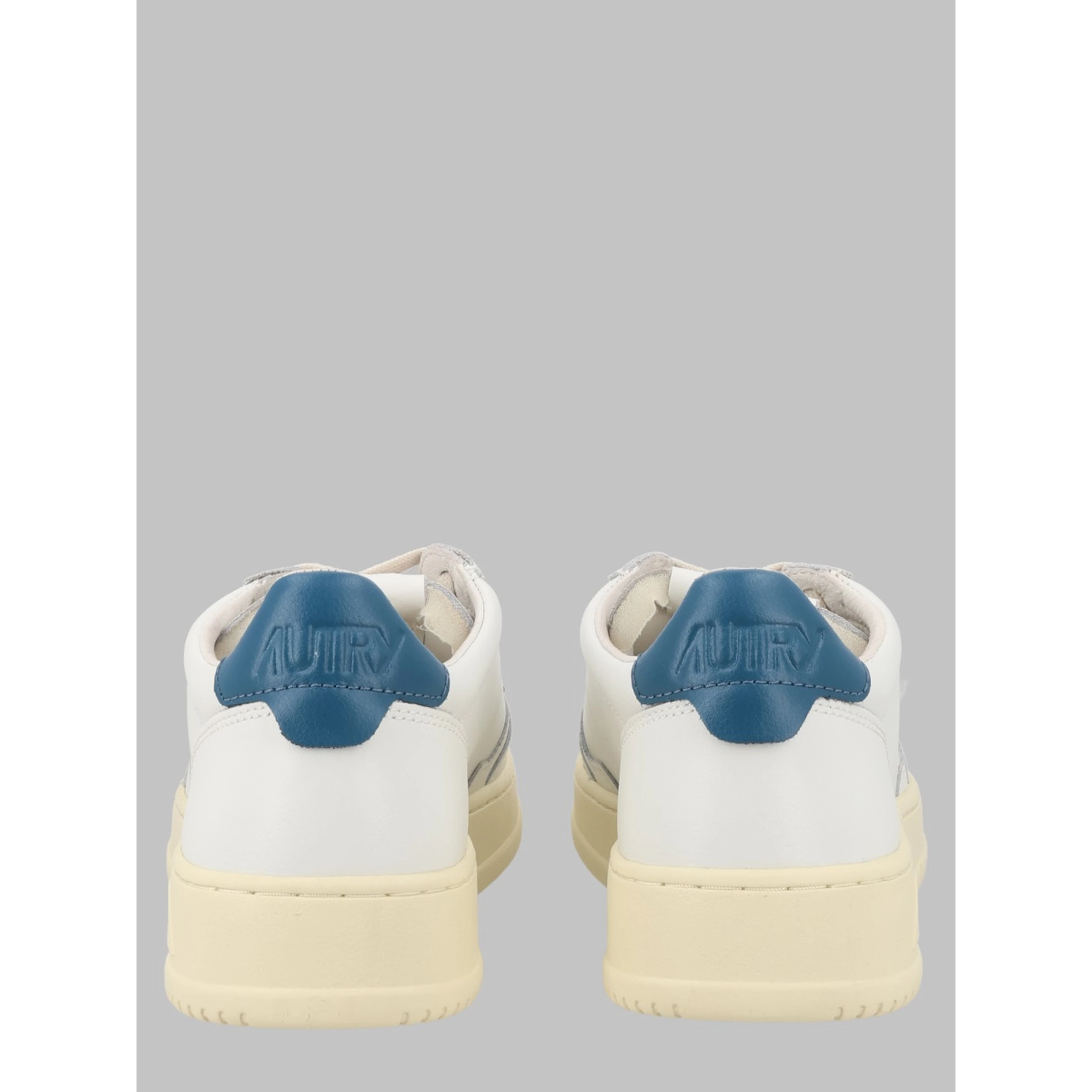 SNEAKER "MEDALIST LOW"