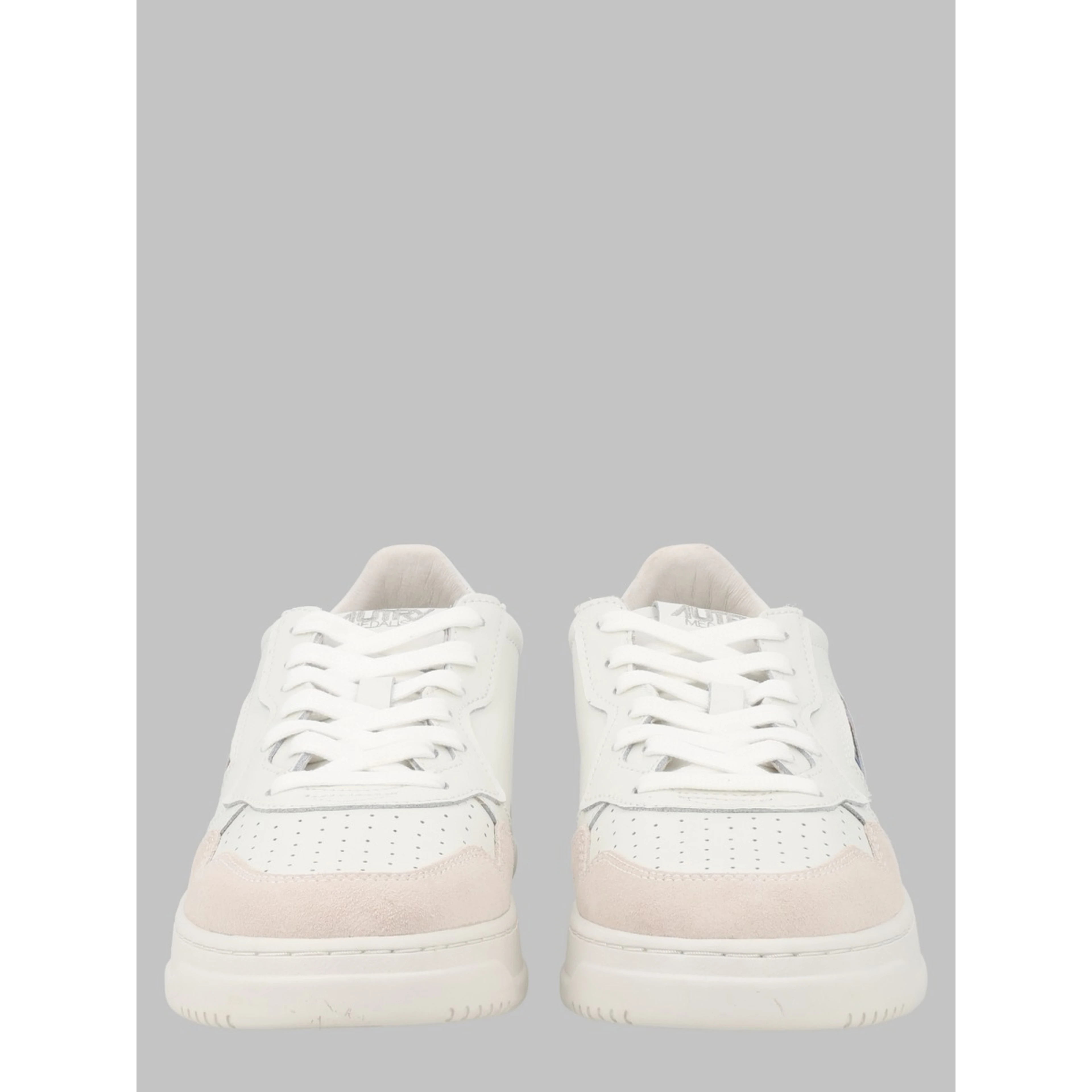 SNEAKER "MEDALIST LOW"