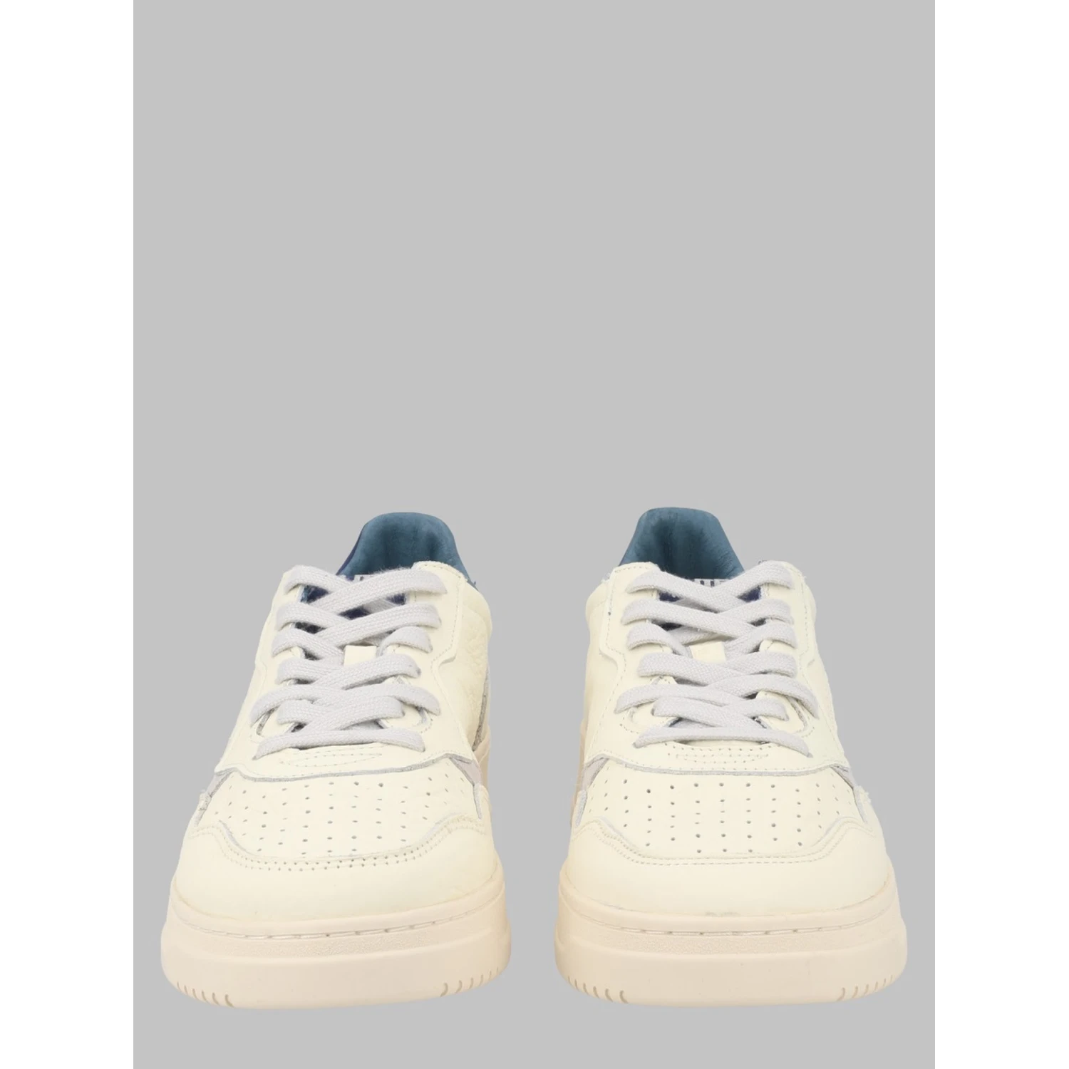 SNEAKER "MEDALIST LOW"