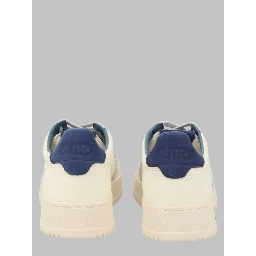 SNEAKER "MEDALIST LOW"