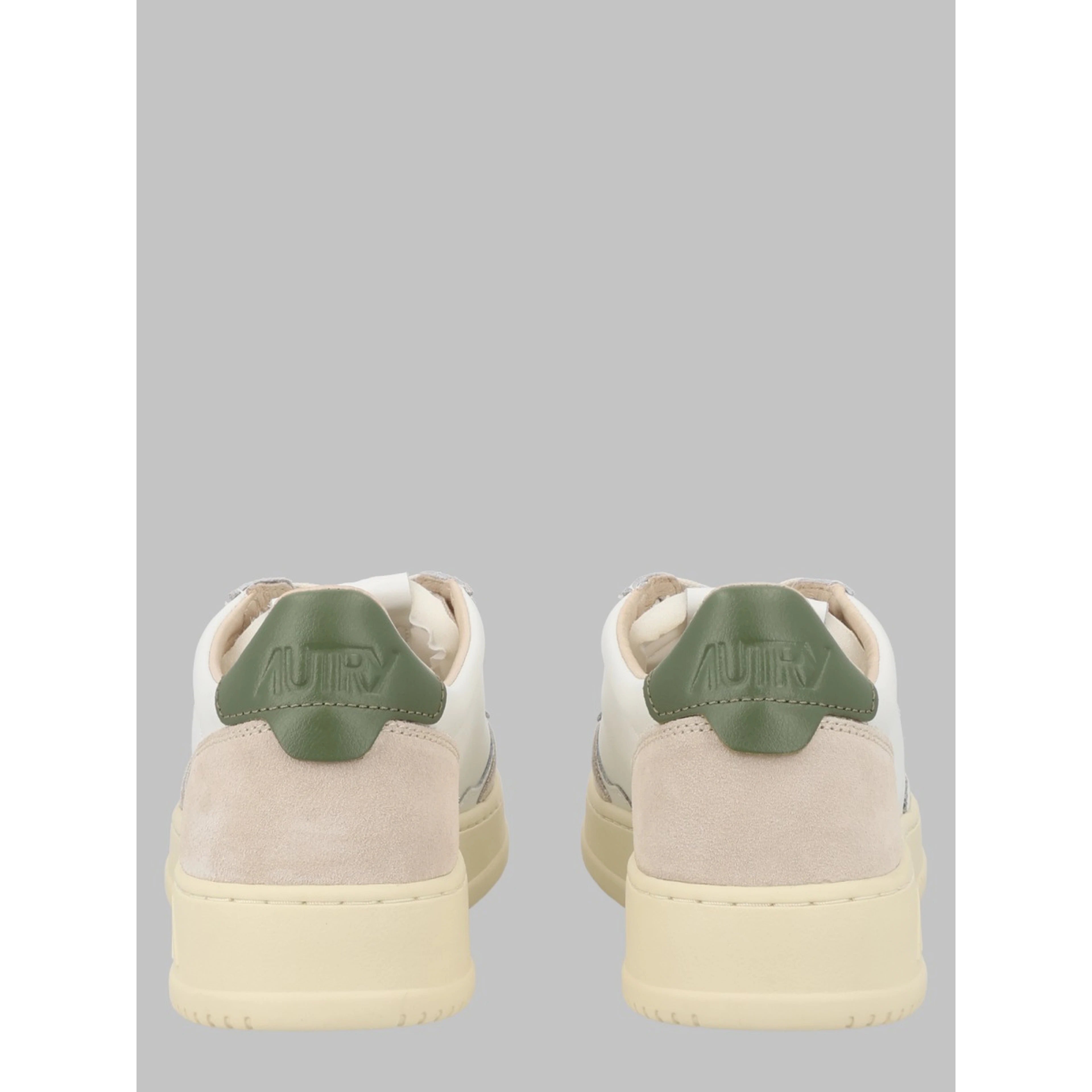 SNEAKER "MEDALIST LOW"