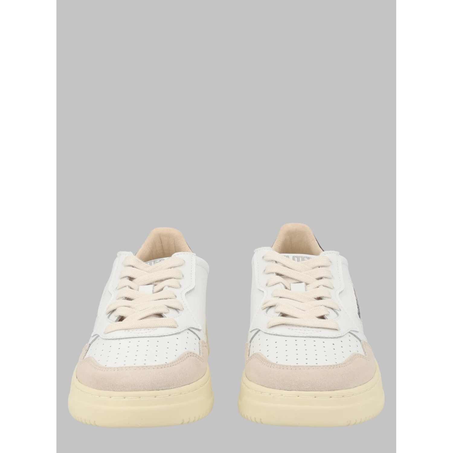SNEAKER "MEDALIST LOW"