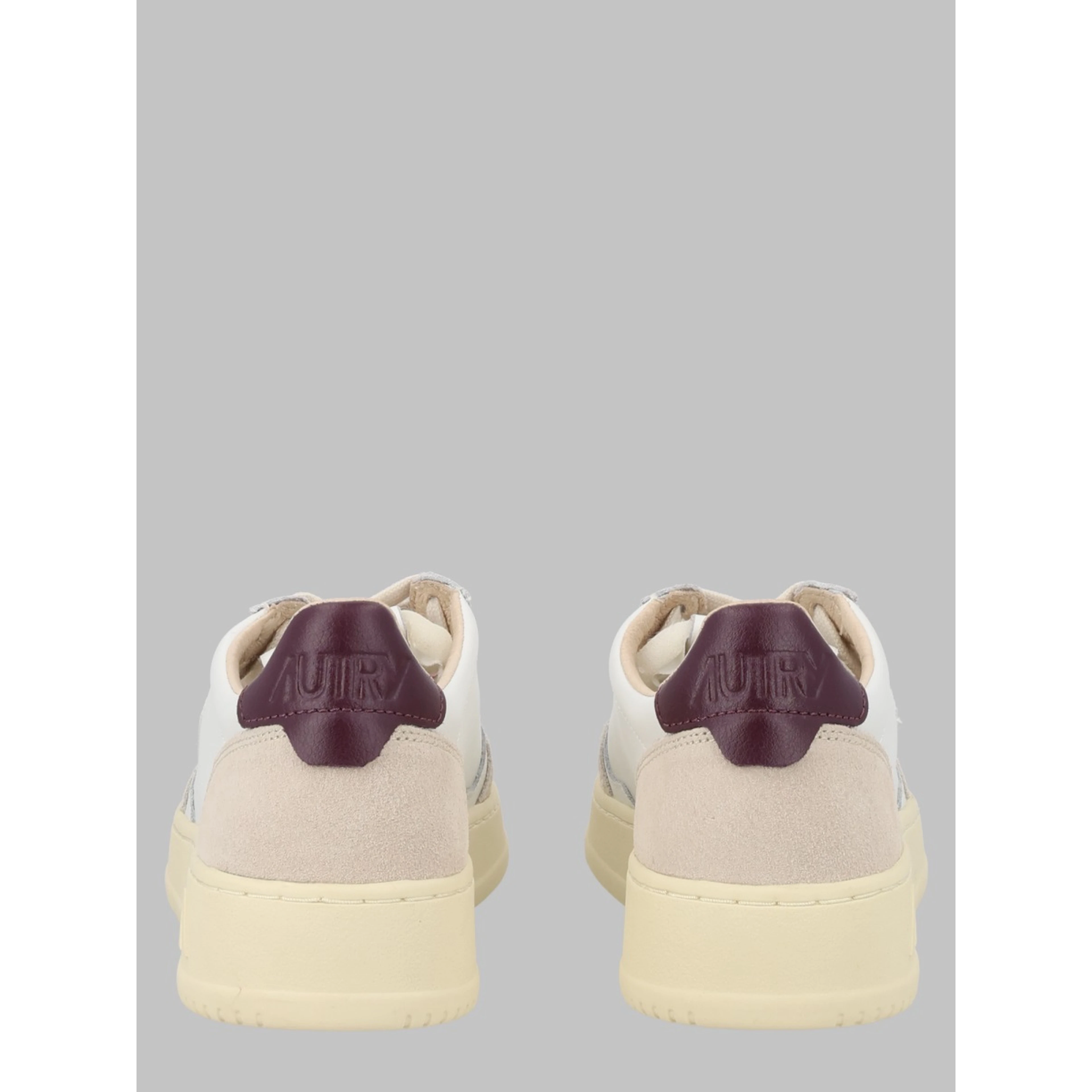 SNEAKER "MEDALIST LOW"