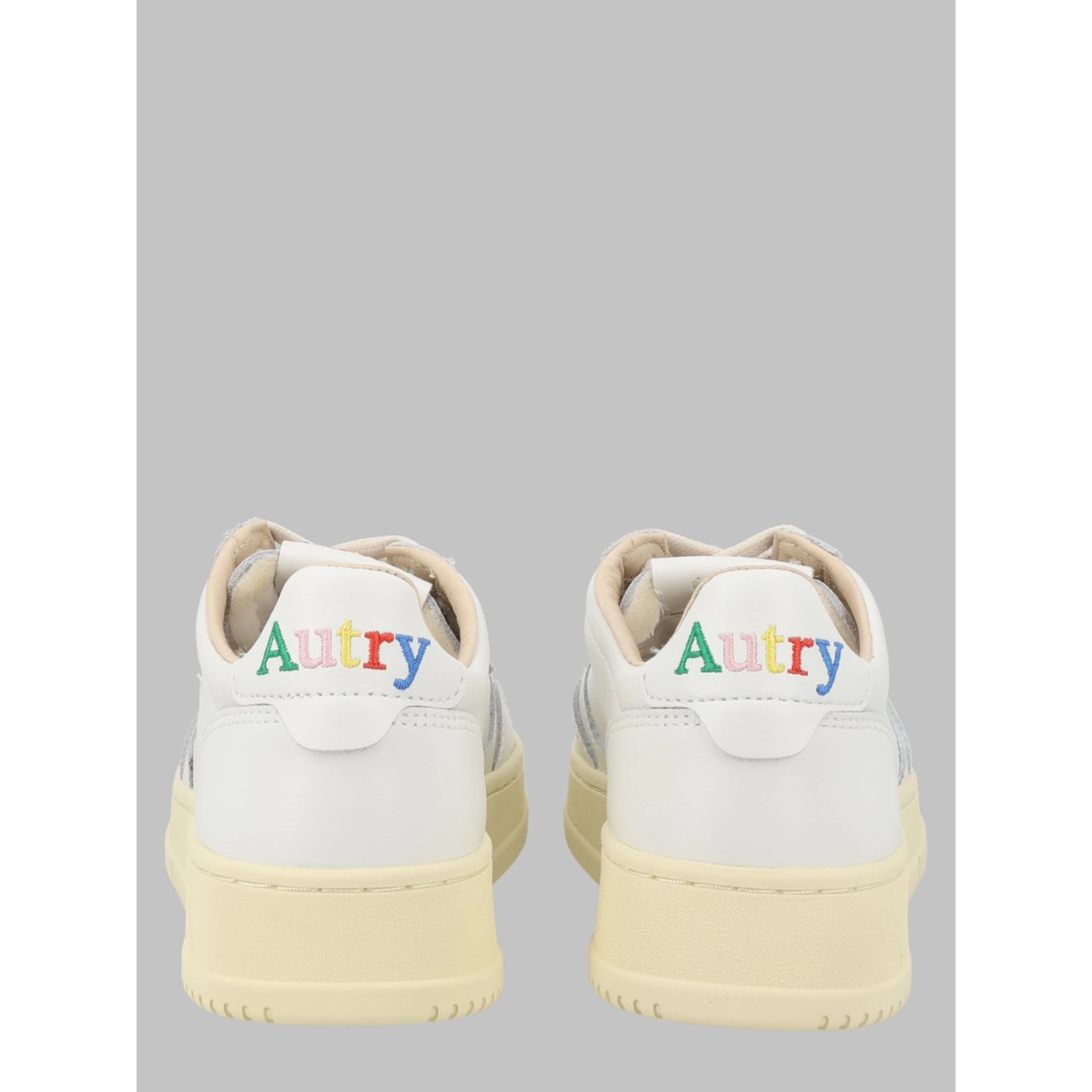 SNEAKER "MEDALIST LOW"