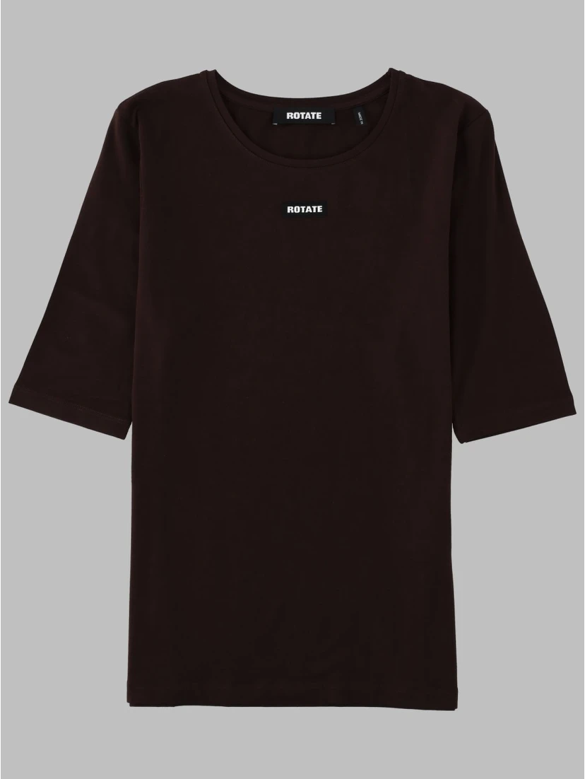 T-SHIRT SLIM FIT