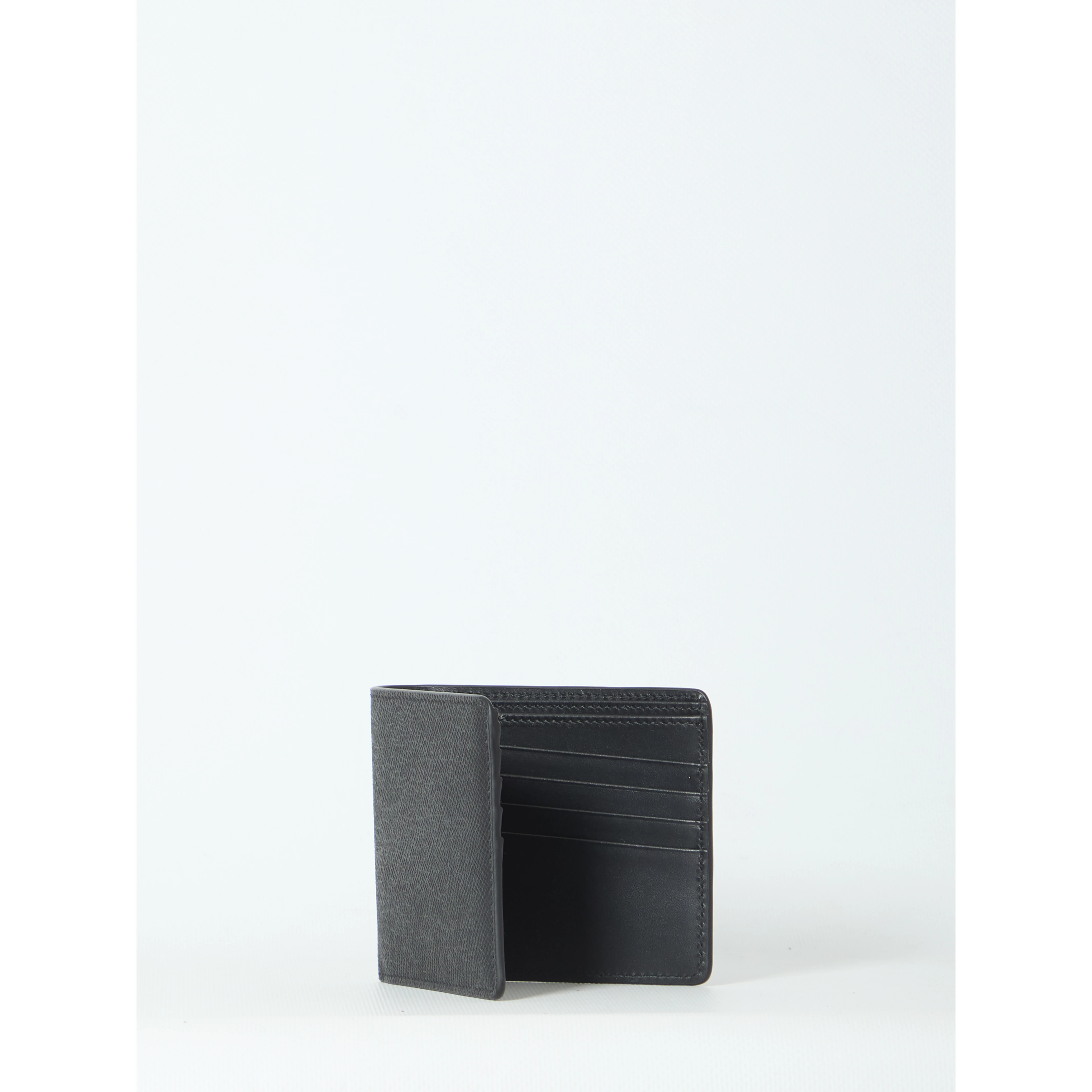 Four Stitches bifold wallet