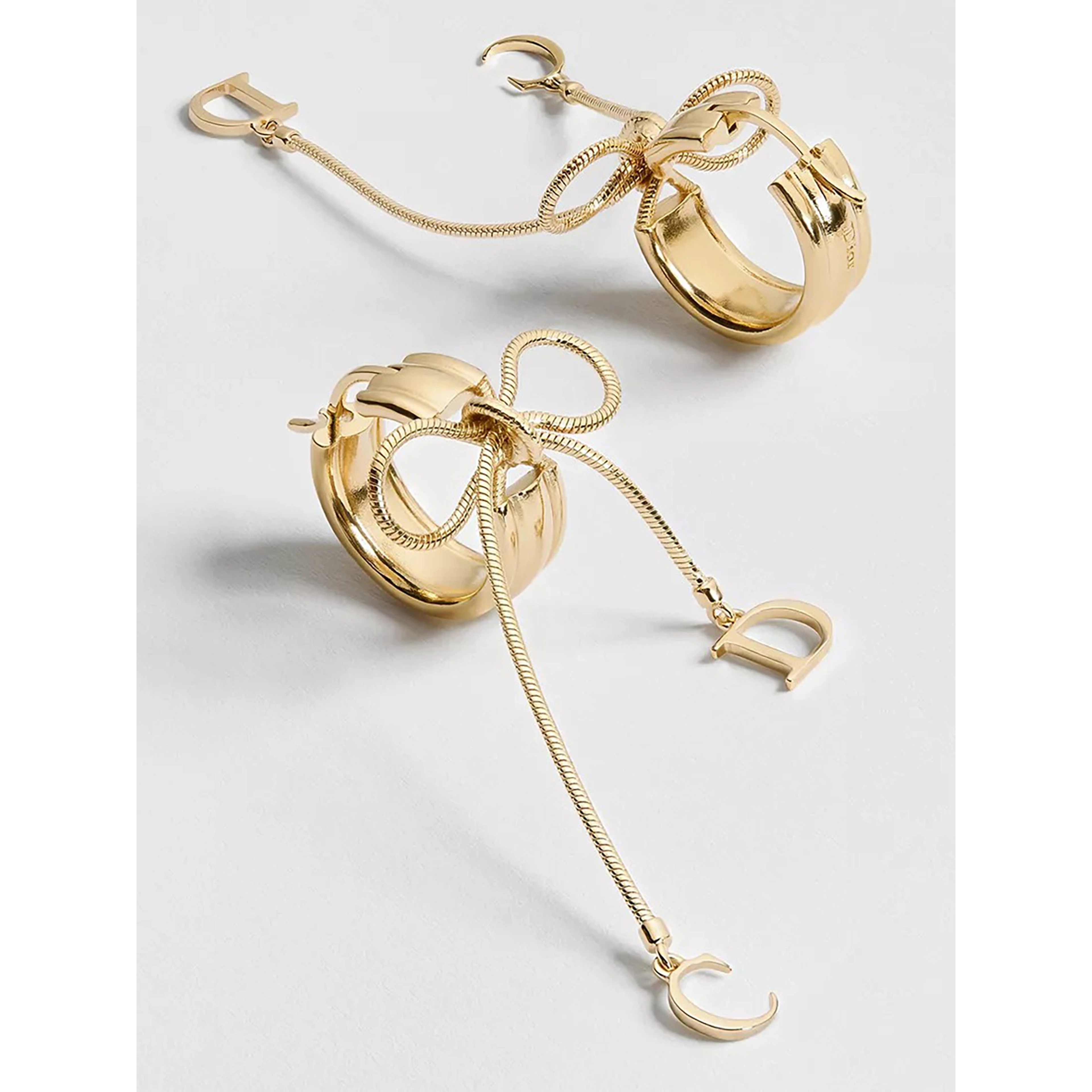 CHRISTIAN DIOR PETIT NOEUD CD earrings