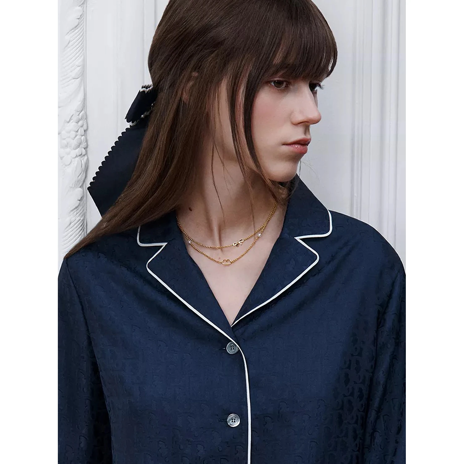 CHRISTIAN DIOR MINI BOW necklace