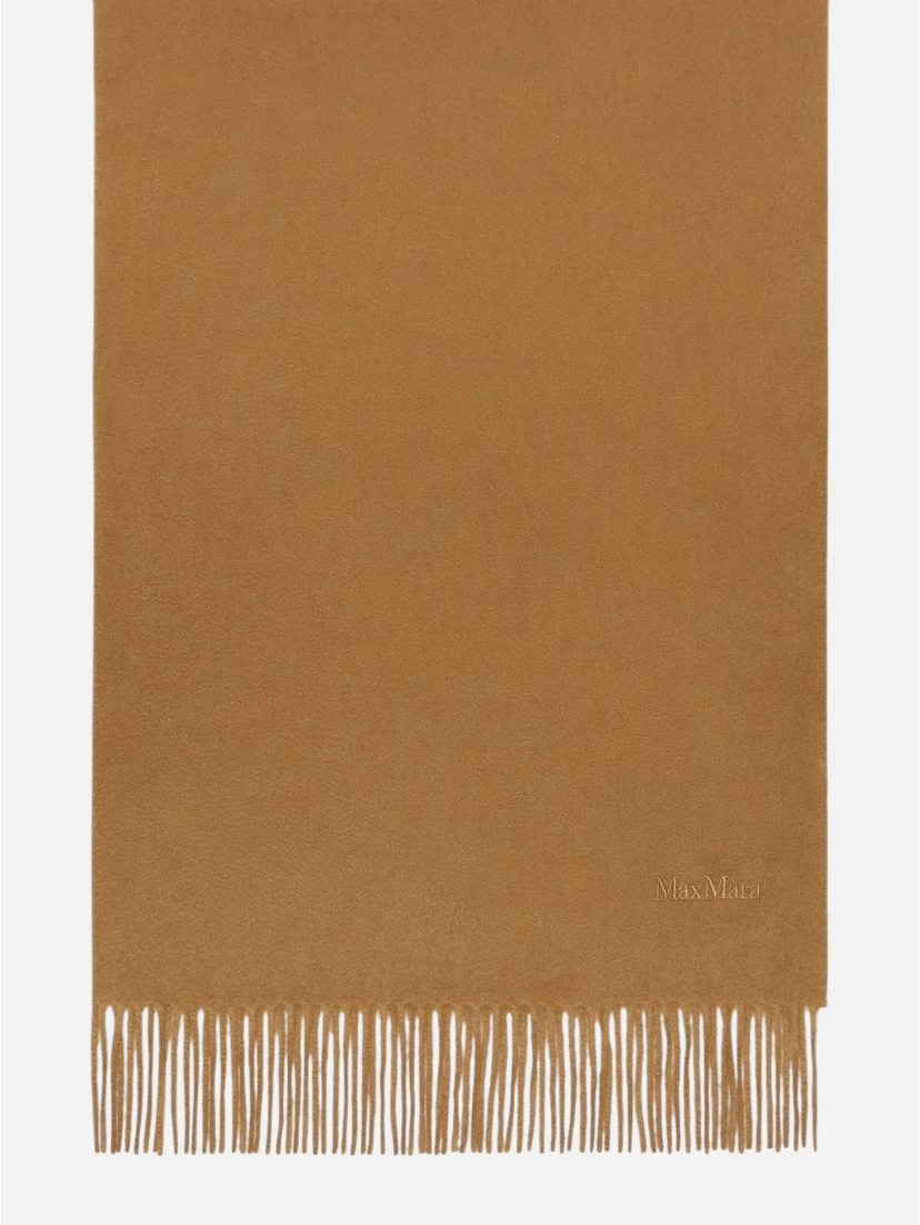 MAX MARA THROWS A SCARF