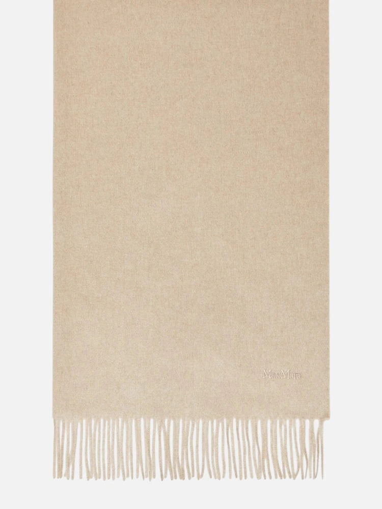 MAX MARA THROWS A SCARF