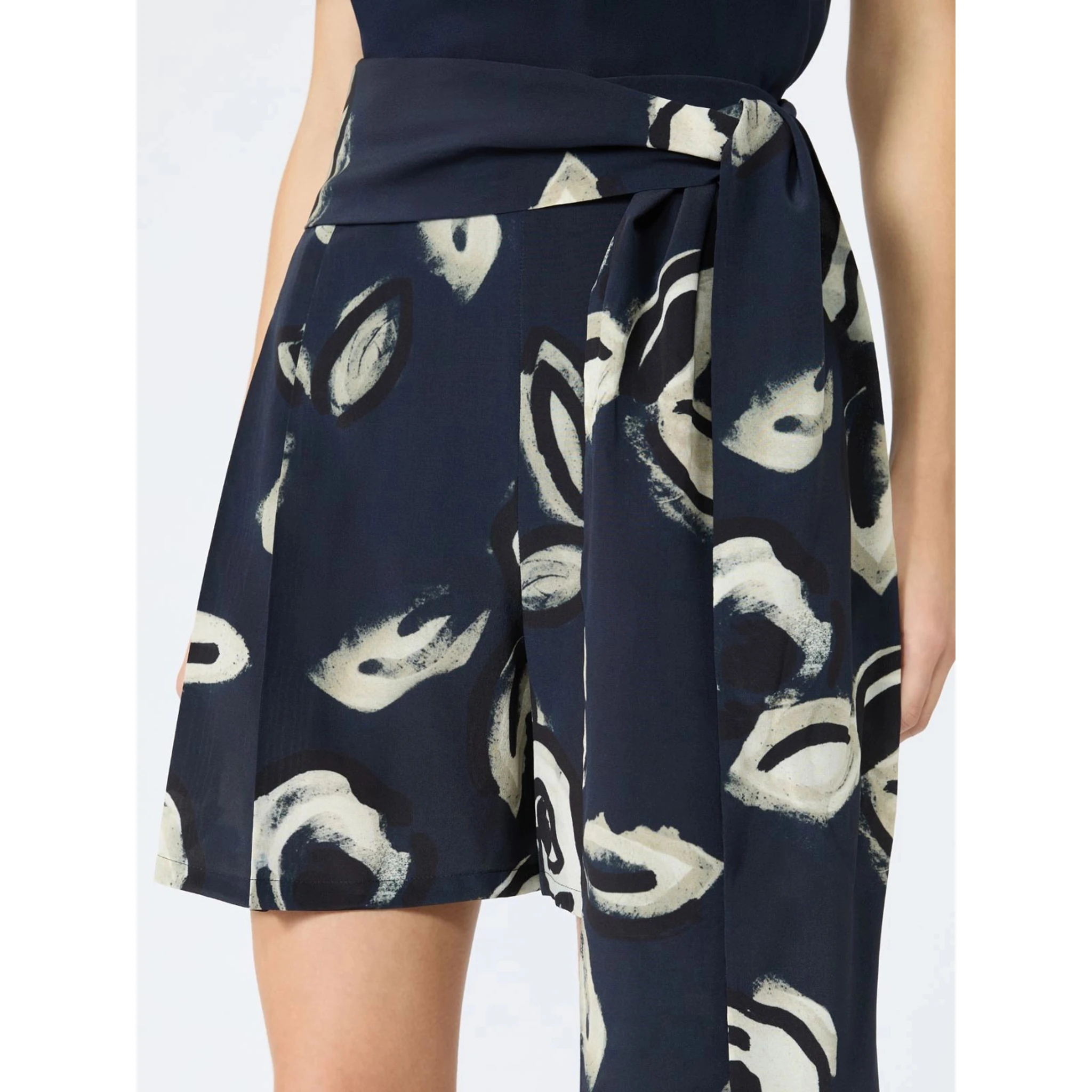 MAX MARA MXMFANALE shorts