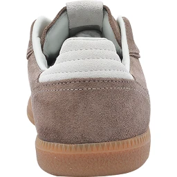 ALOHAS Sneakers