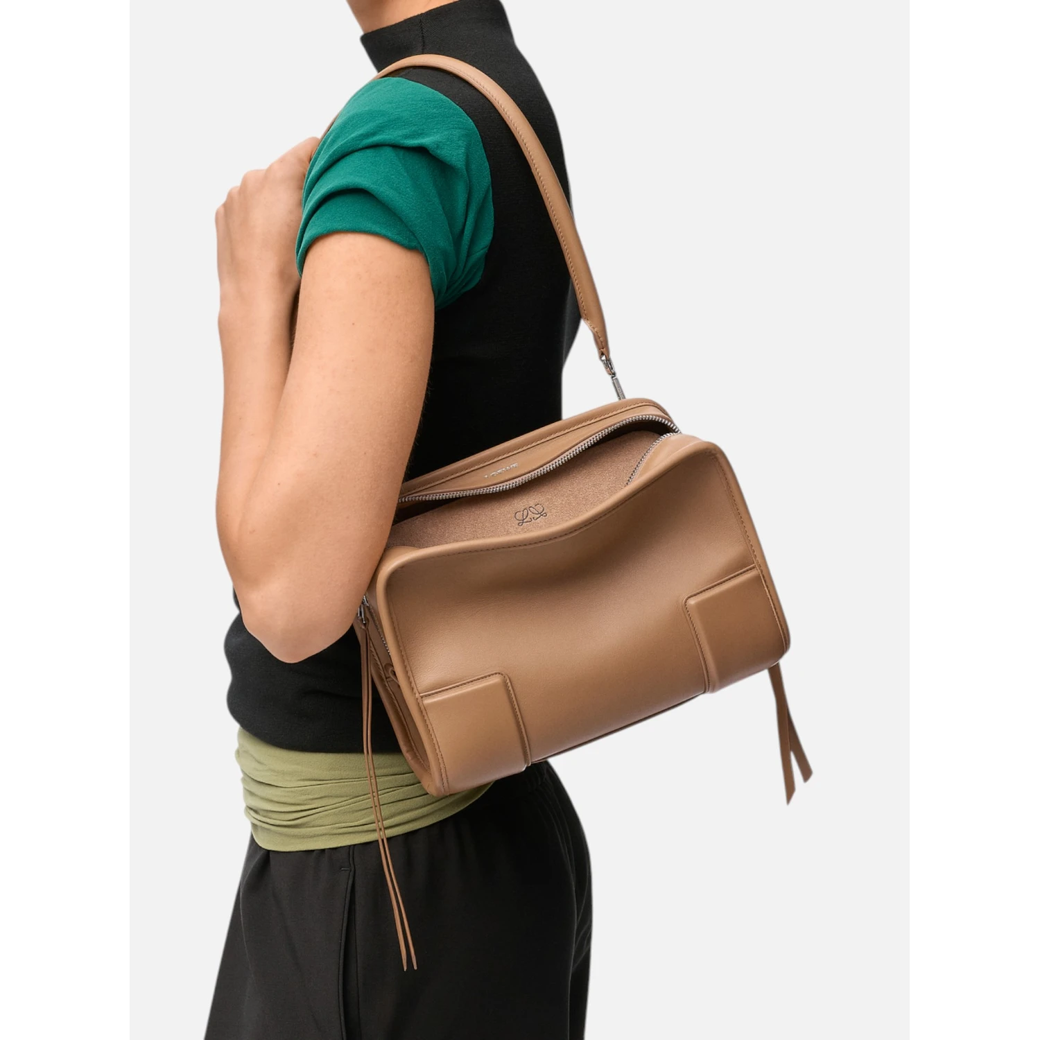 LOEWE AMAZON 180 handbag