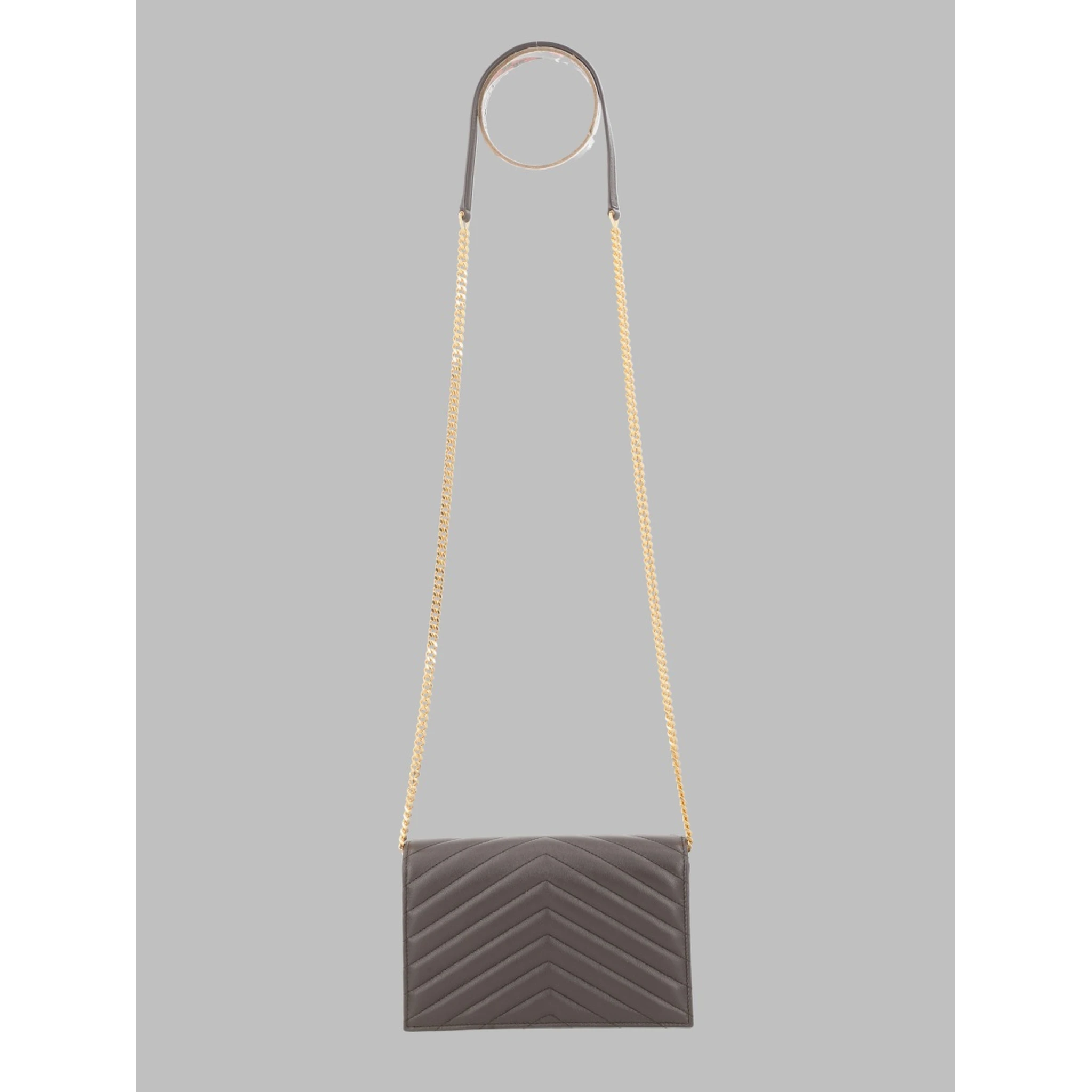 PORTAFOGLIO CON CATENA "ENVELOPE CASSANDRE"