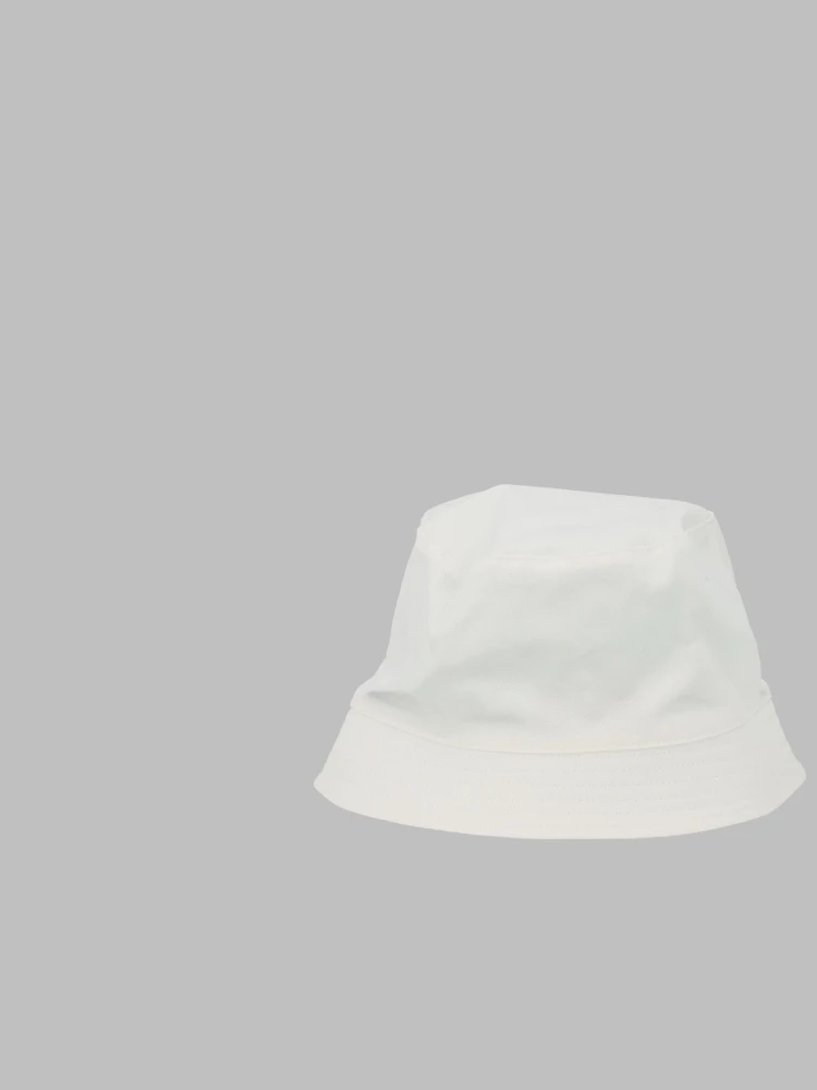 hat with gift box alternative
