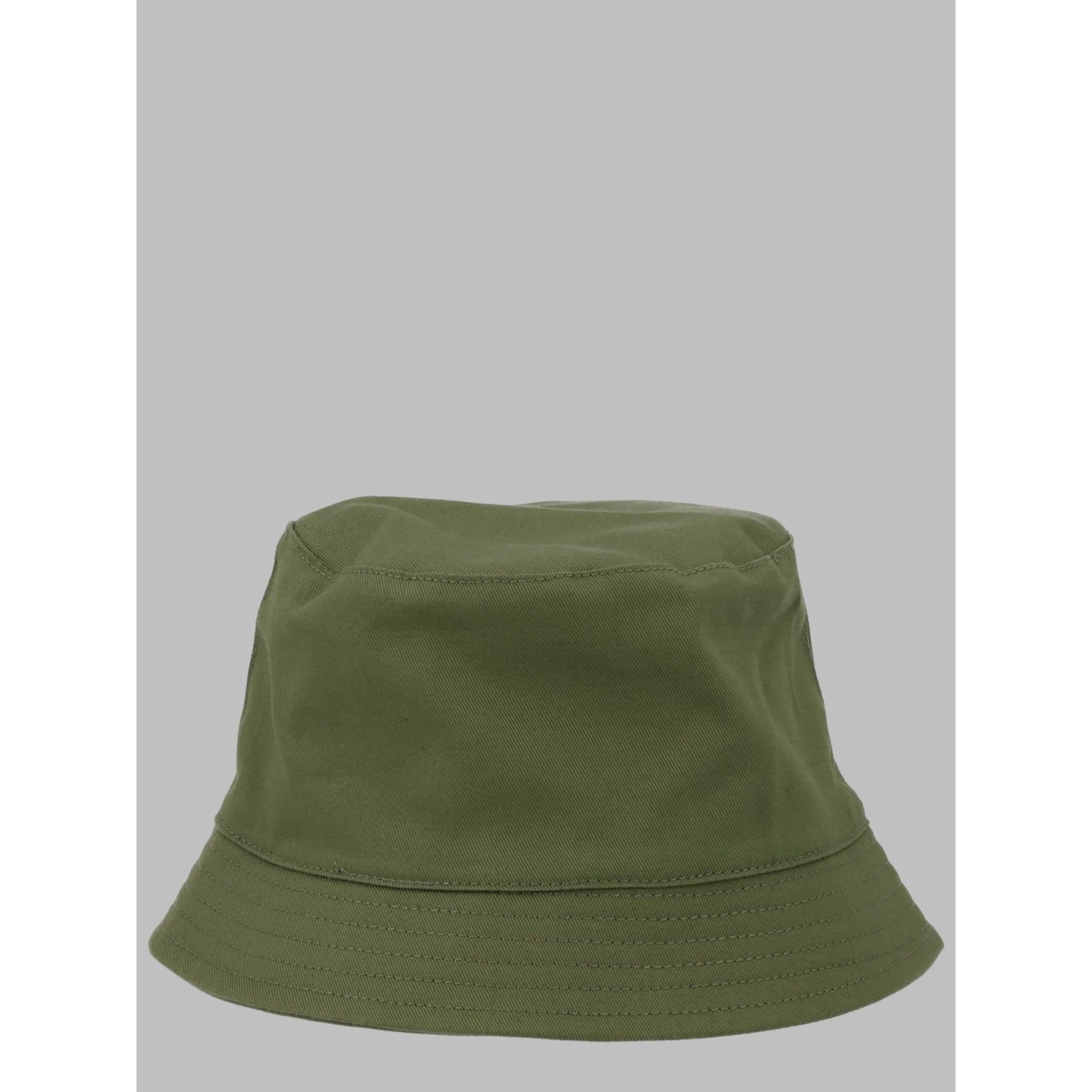 hat with gift box