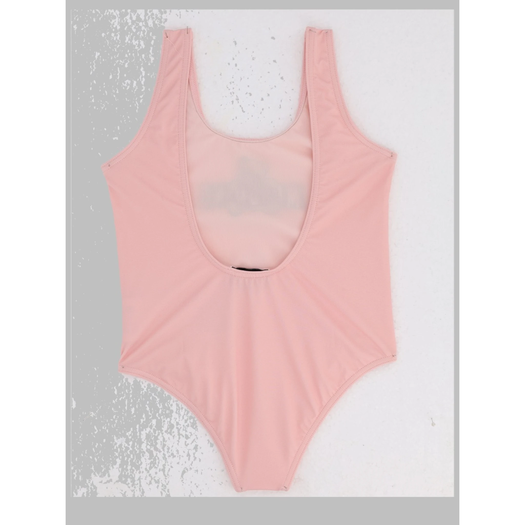 swimsuit with
gift box