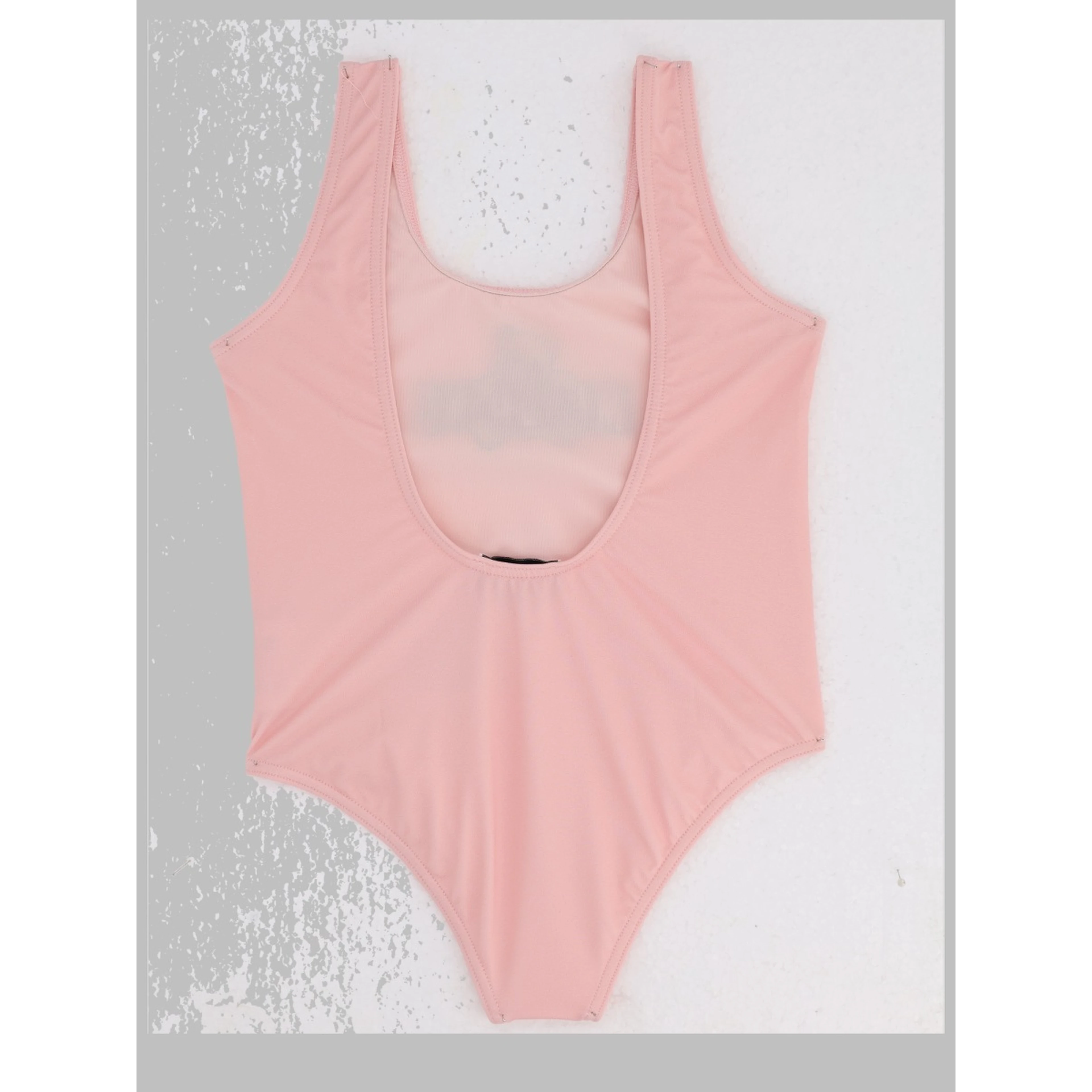 swimsuit with
gift box