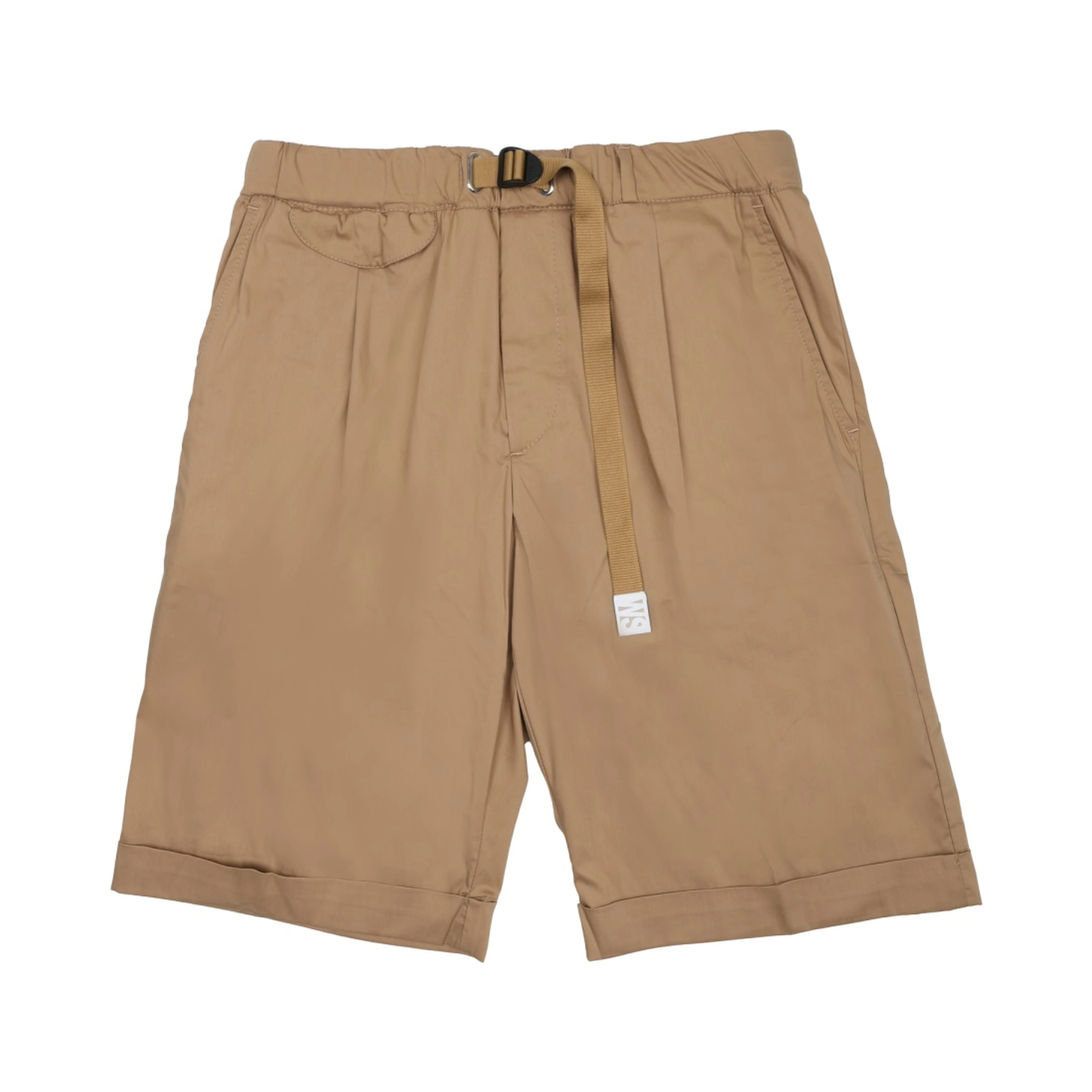 SHORTS CON CINTURA