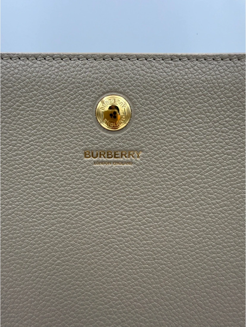 BURBERRY TITLE BAG Tote